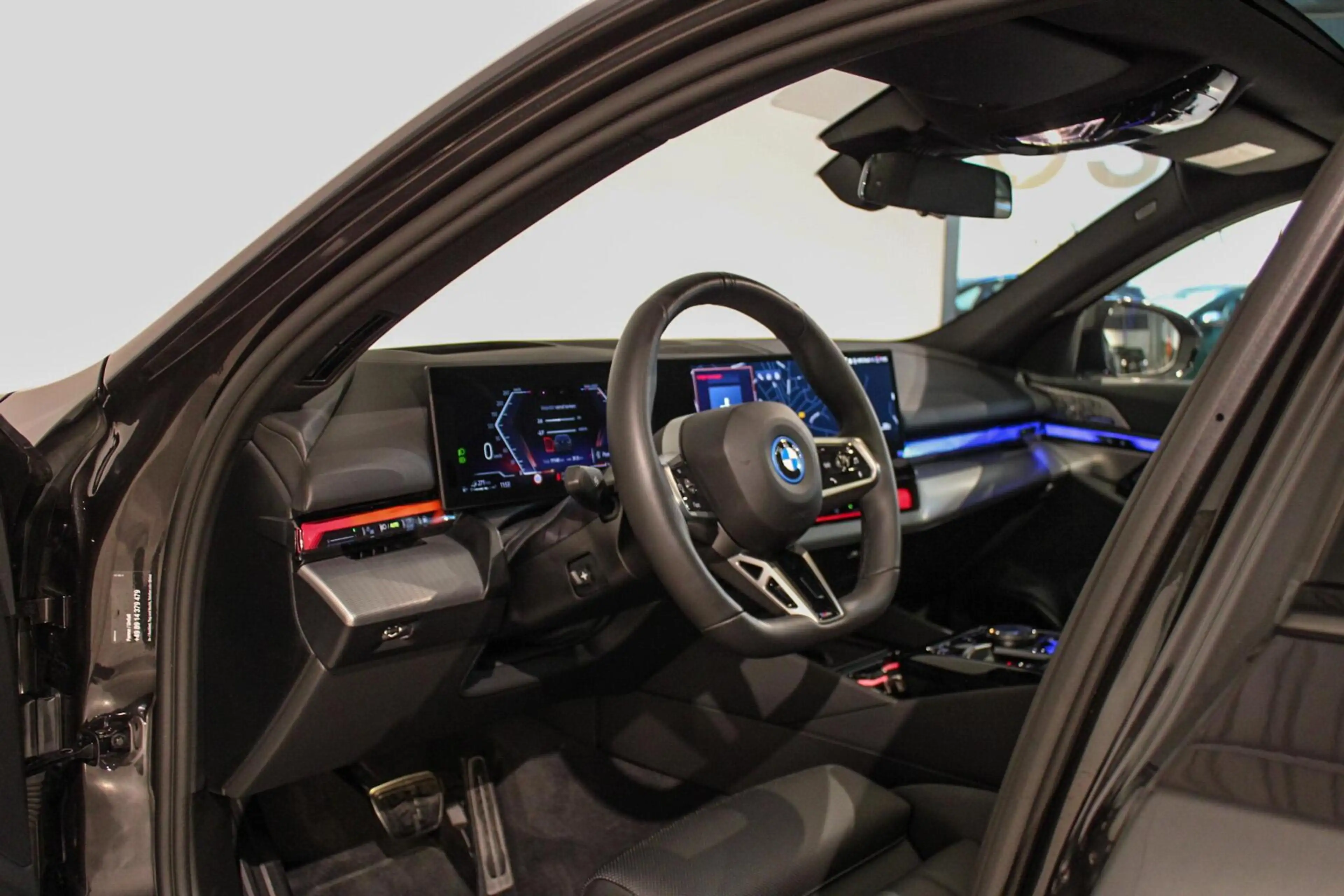 BMW 550 5-serie Touring 550e xDrive B&W | PANO | 4w-bestur — photo 10
