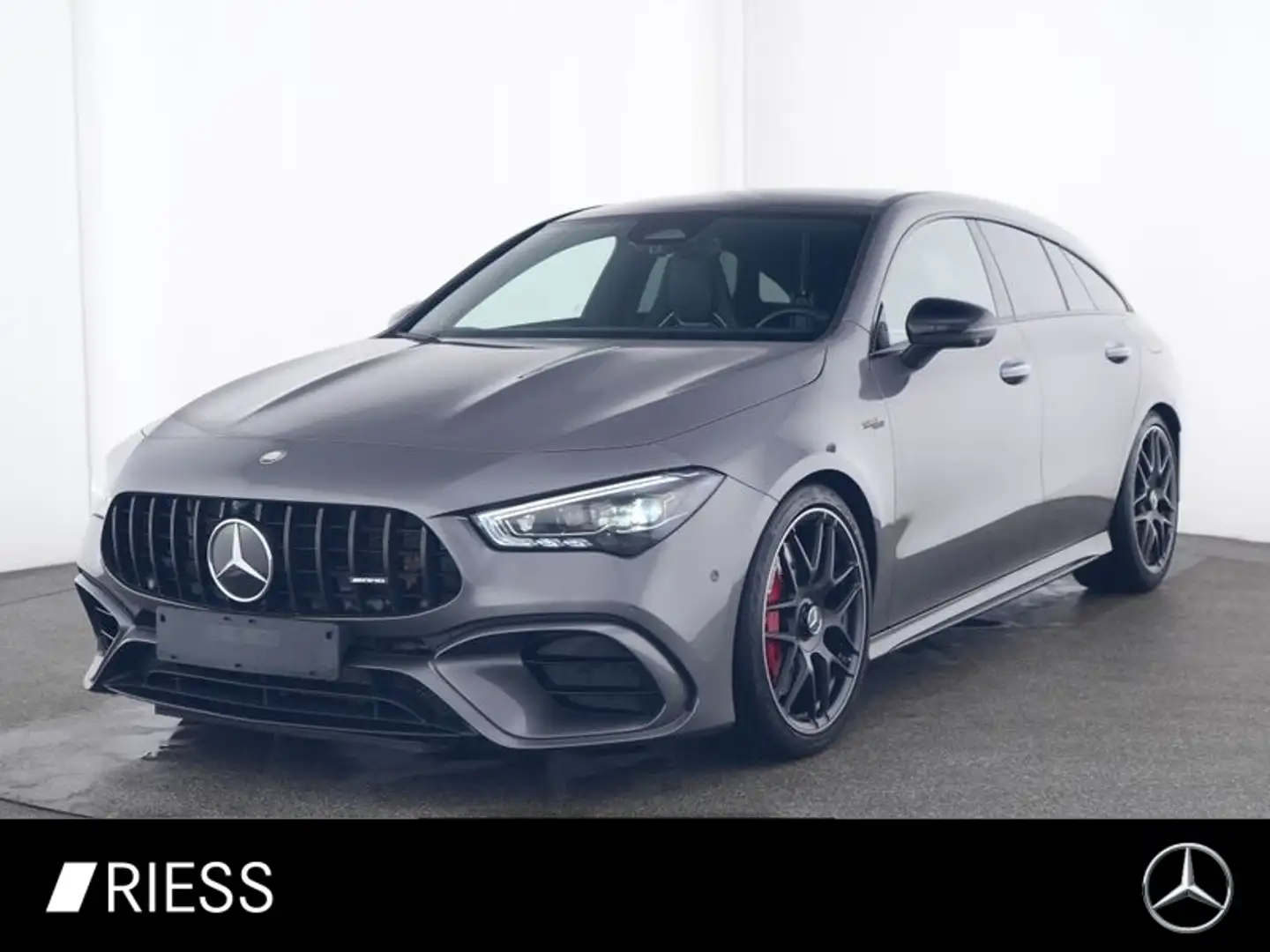 Mercedes-Benz CLA 45 AMG S 4M SB Night Pano AHK Perf Sitz HUD 19" Grau - 1