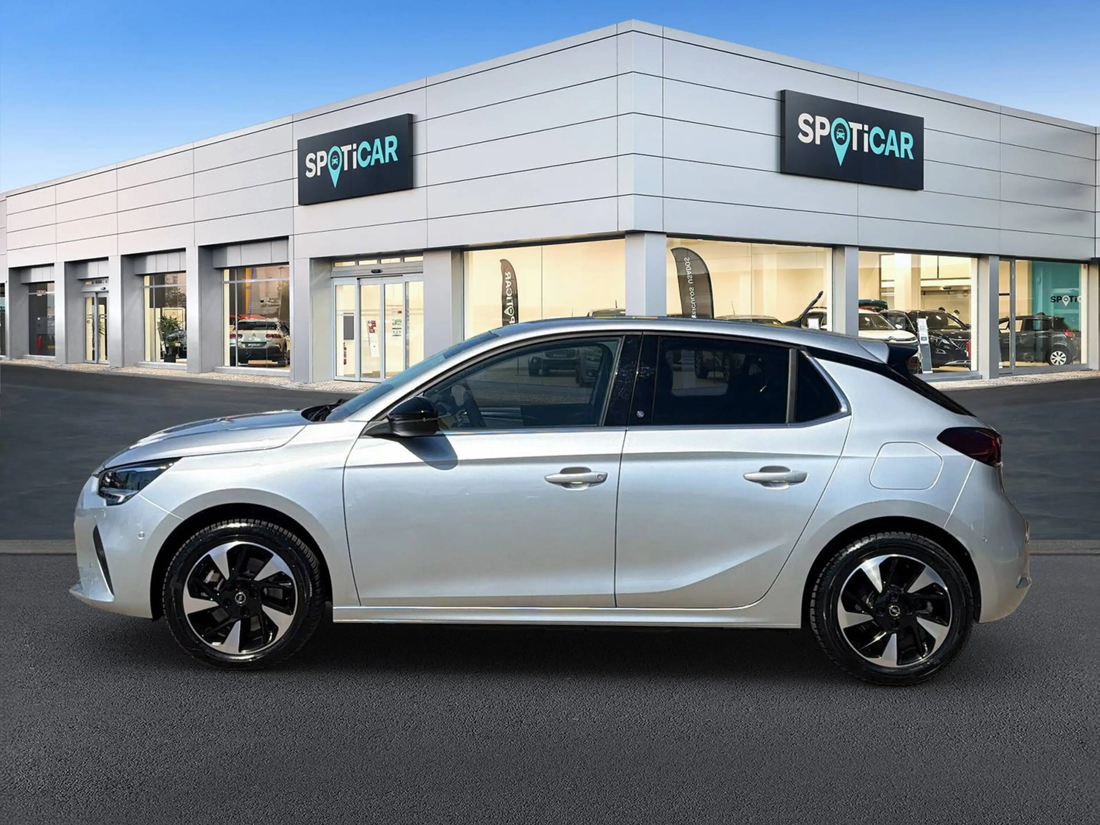 Opel Corsa-e e Elegance — photo 2