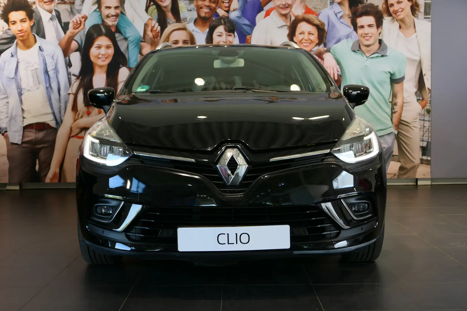 Renault Clio Estate 0.9 TCe Intens - Trekhaak, Cruise, Clima, S Noir - 2