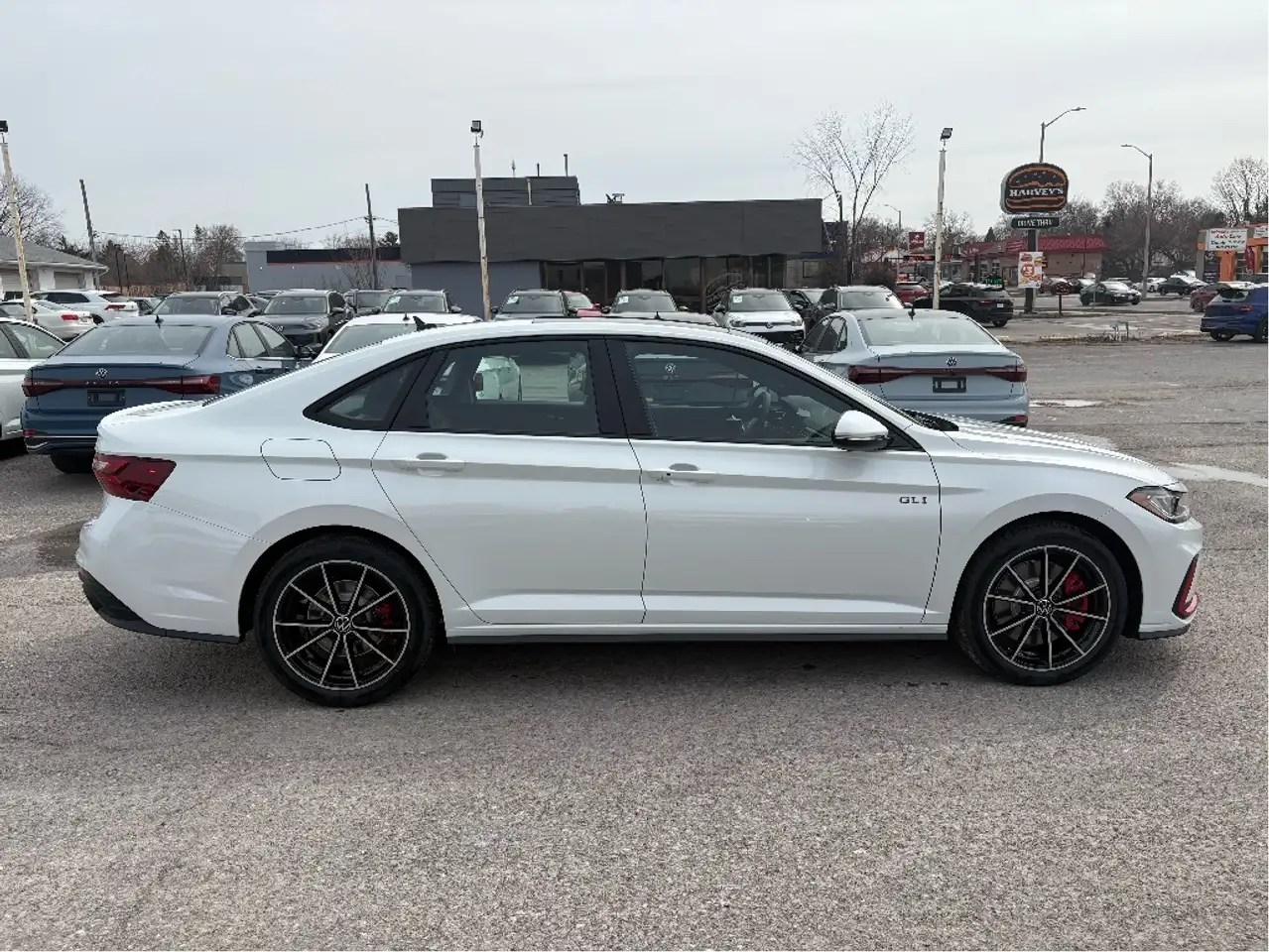 Volkswagen Jetta снимка Volkswagen Jetta