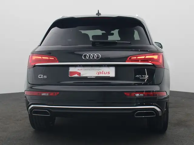 Audi Q5 view 6