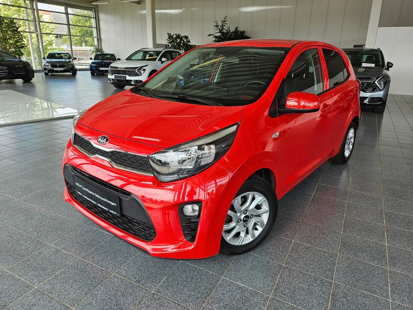 Kia Picanto 1.2 Dream Team Červená - 1