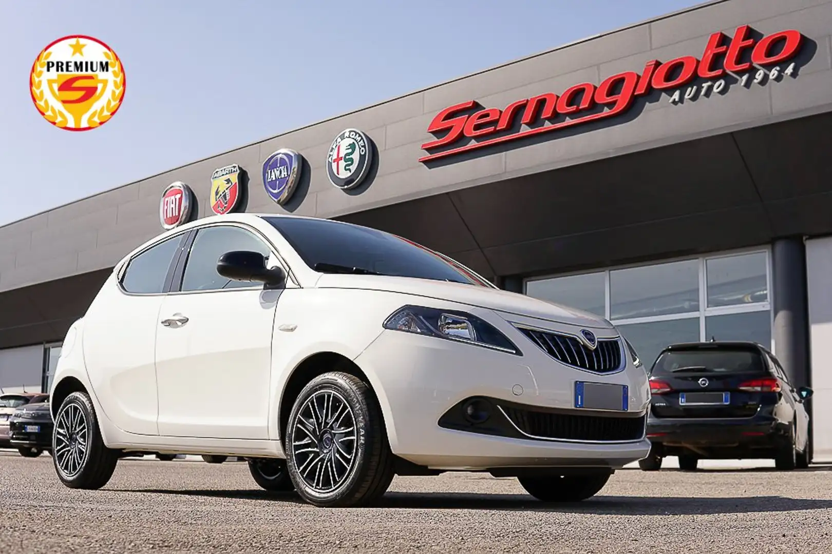 Lancia Ypsilon 1.0 69cv Hybrid Gold KM 0 - ULTIME DISPONIBILI Blanc - 1