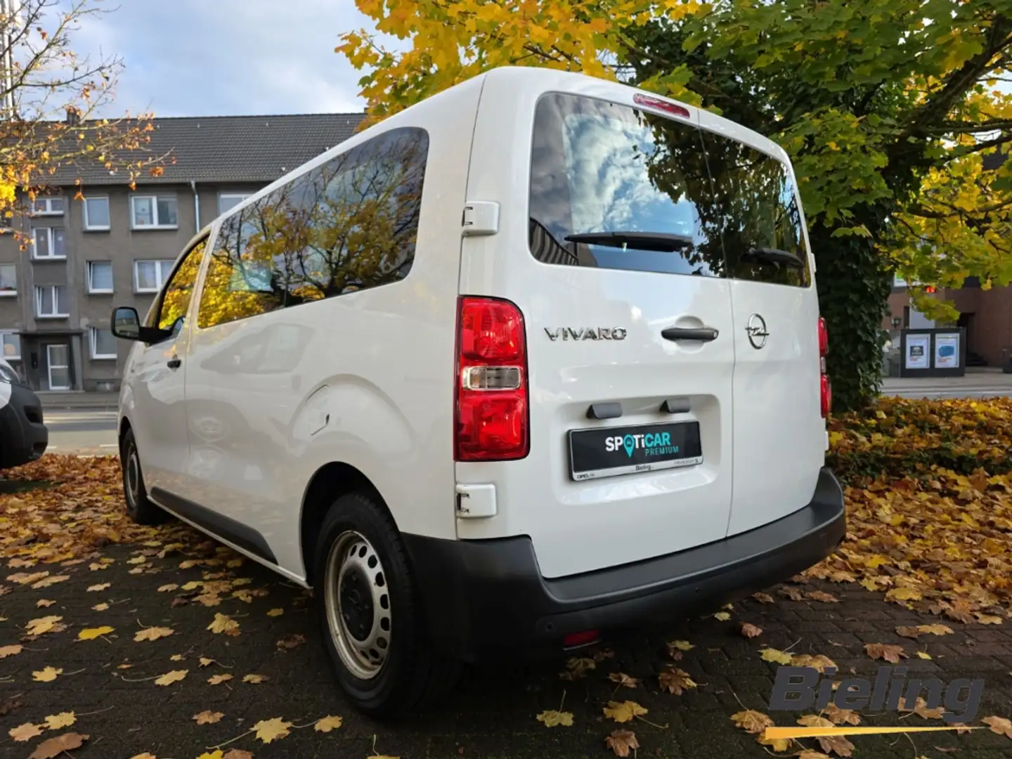 Opel Vivaro Kombi 1.5 Diesel,9-Sitzer, Klima, Parkpilot hinten Weiß - 2