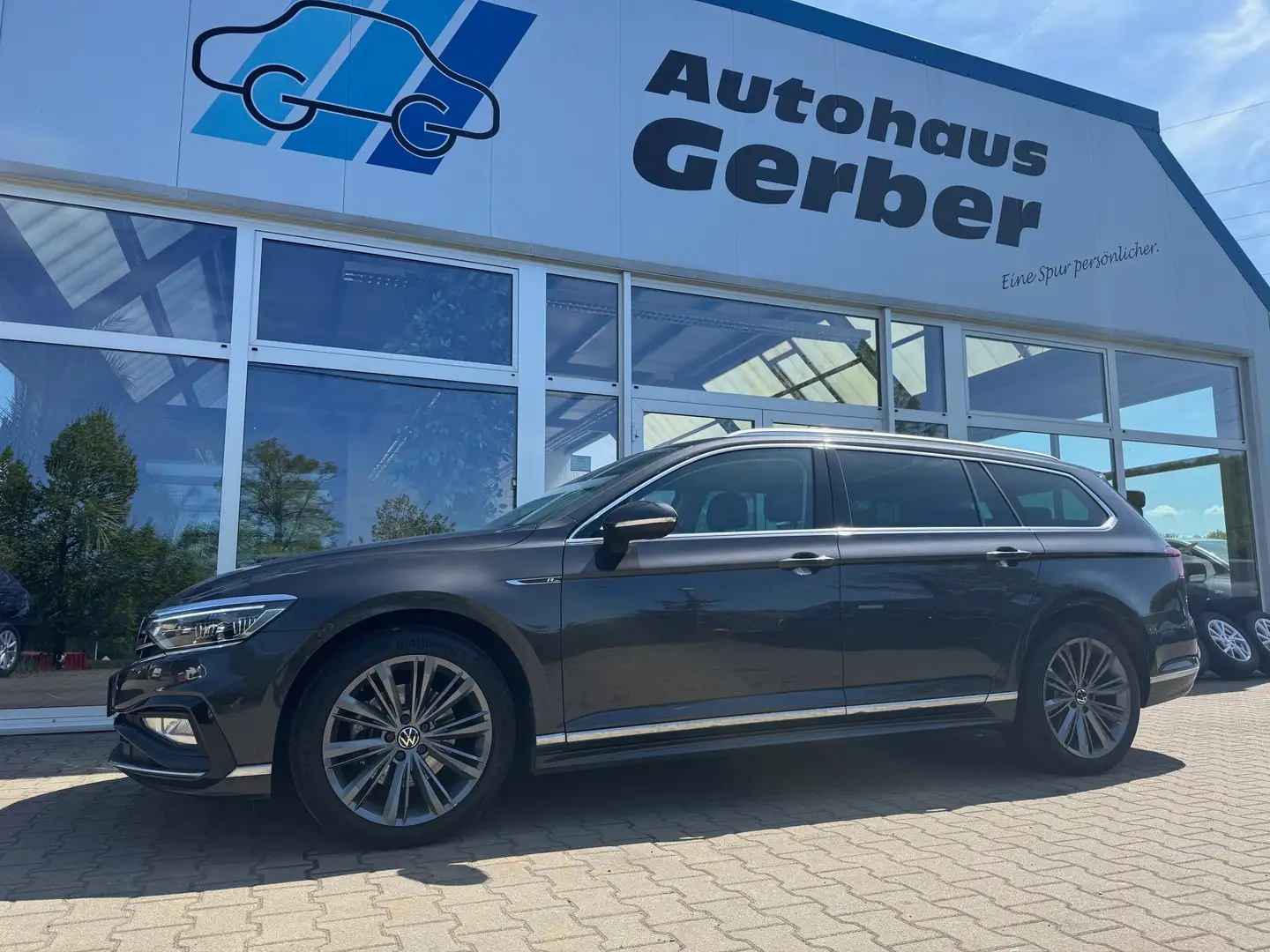 Volkswagen Passat Variant 2.0 TDI SCR DSG 4Motion R Line AHK Standheizung Gris - 1