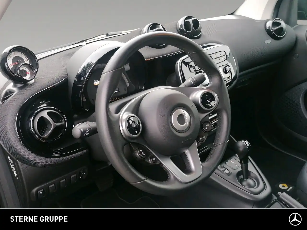 smart forTwo 2021 — фото 10
