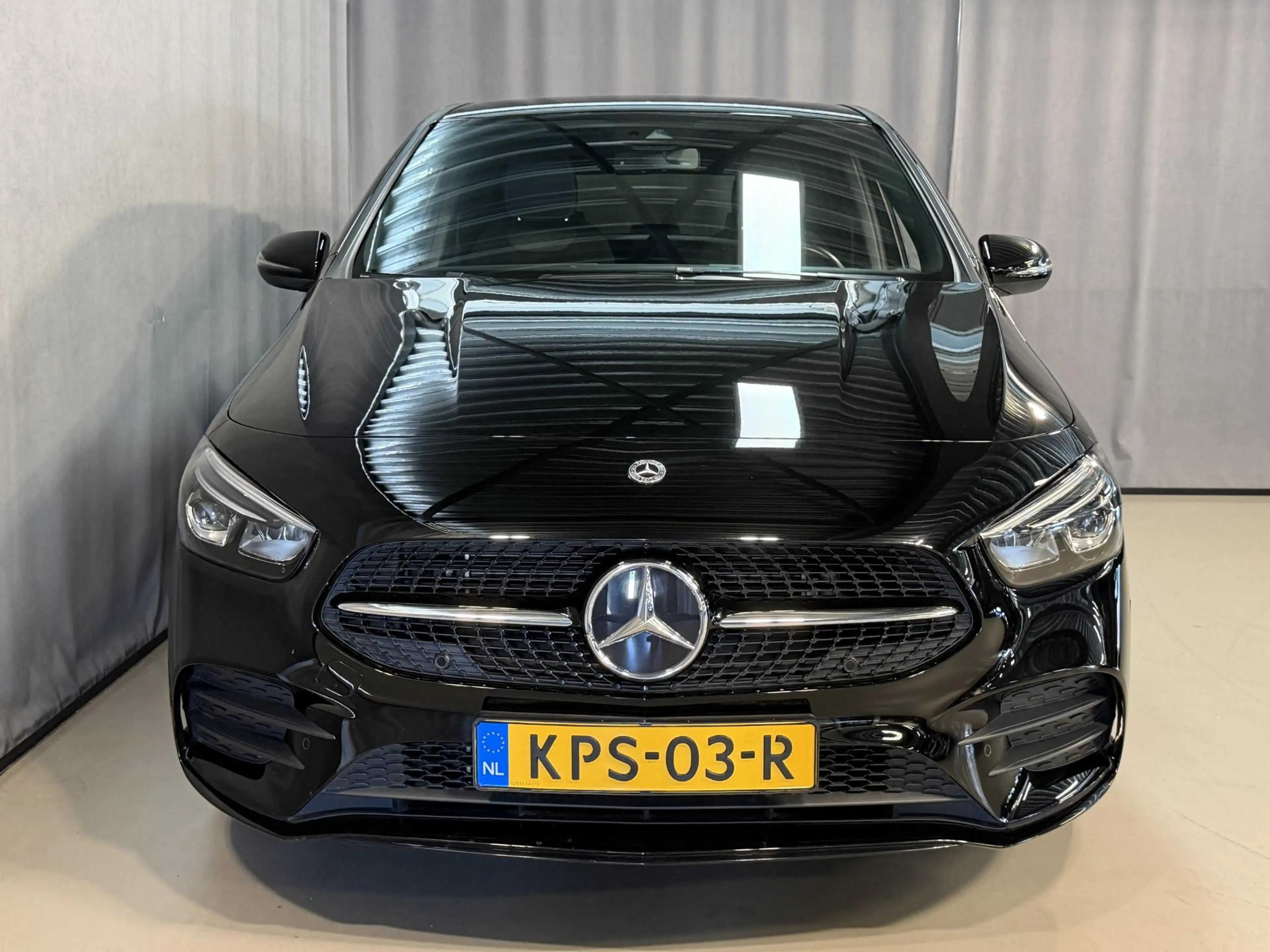 Mercedes-Benz B 250 e AMG Line 18''/Dodehoek/Camera/Keyless/Sfeerverli — photo 25