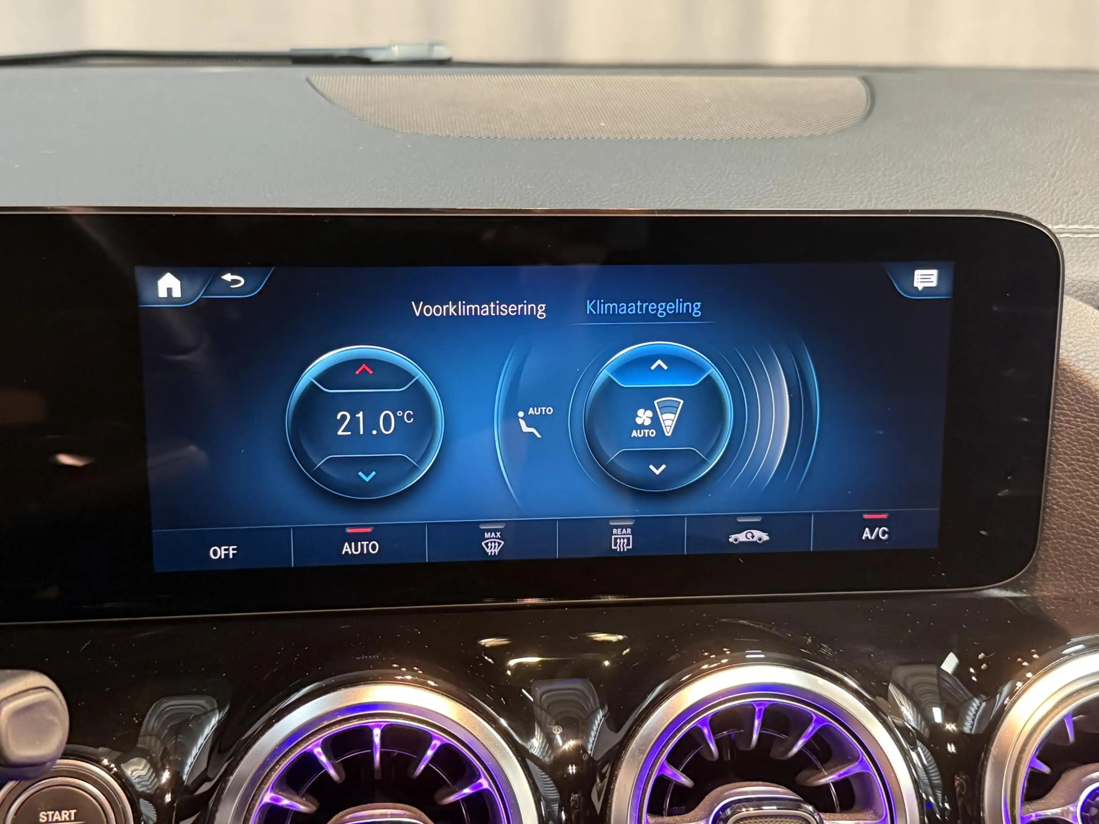 Mercedes-Benz B 250 e AMG Line 18''/Dodehoek/Camera/Keyless/Sfeerverli — photo 32