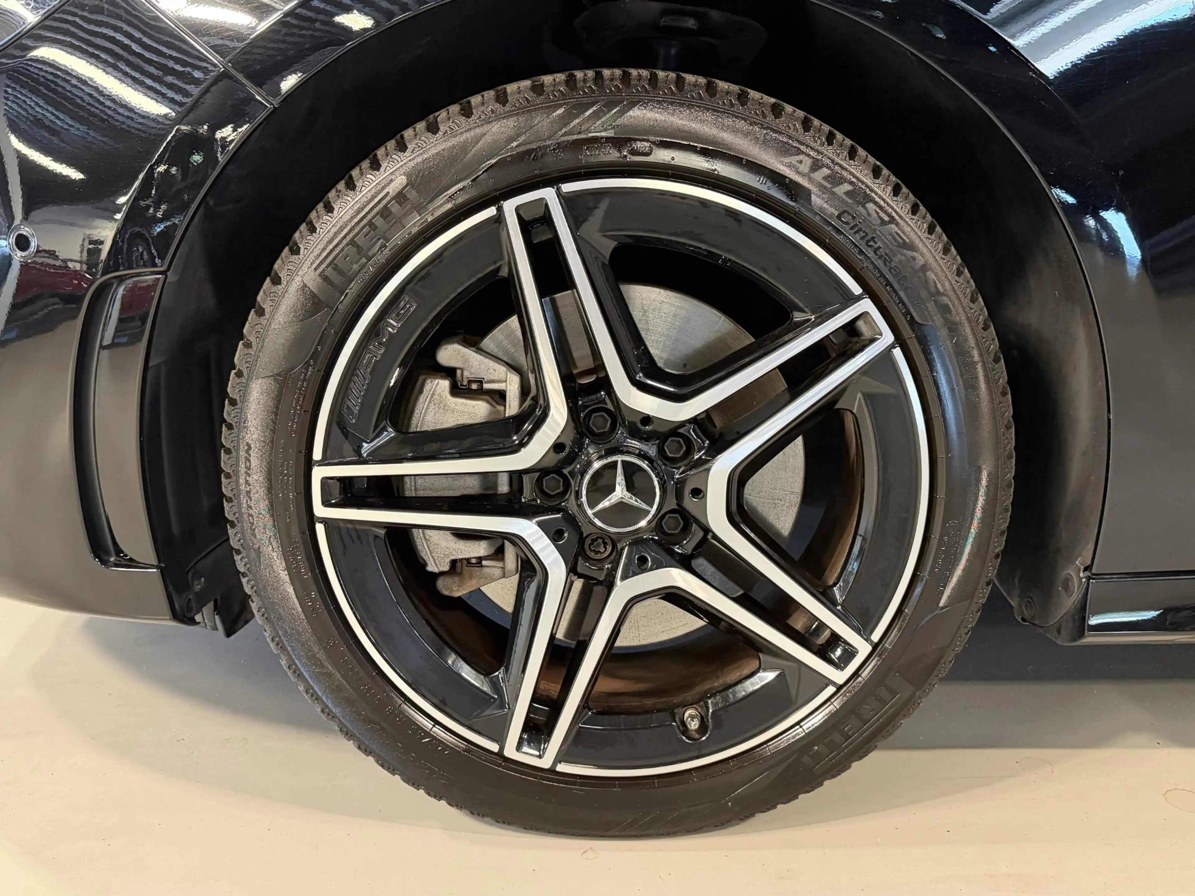 Mercedes-Benz B 250 e AMG Line 18''/Dodehoek/Camera/Keyless/Sfeerverli — photo 19