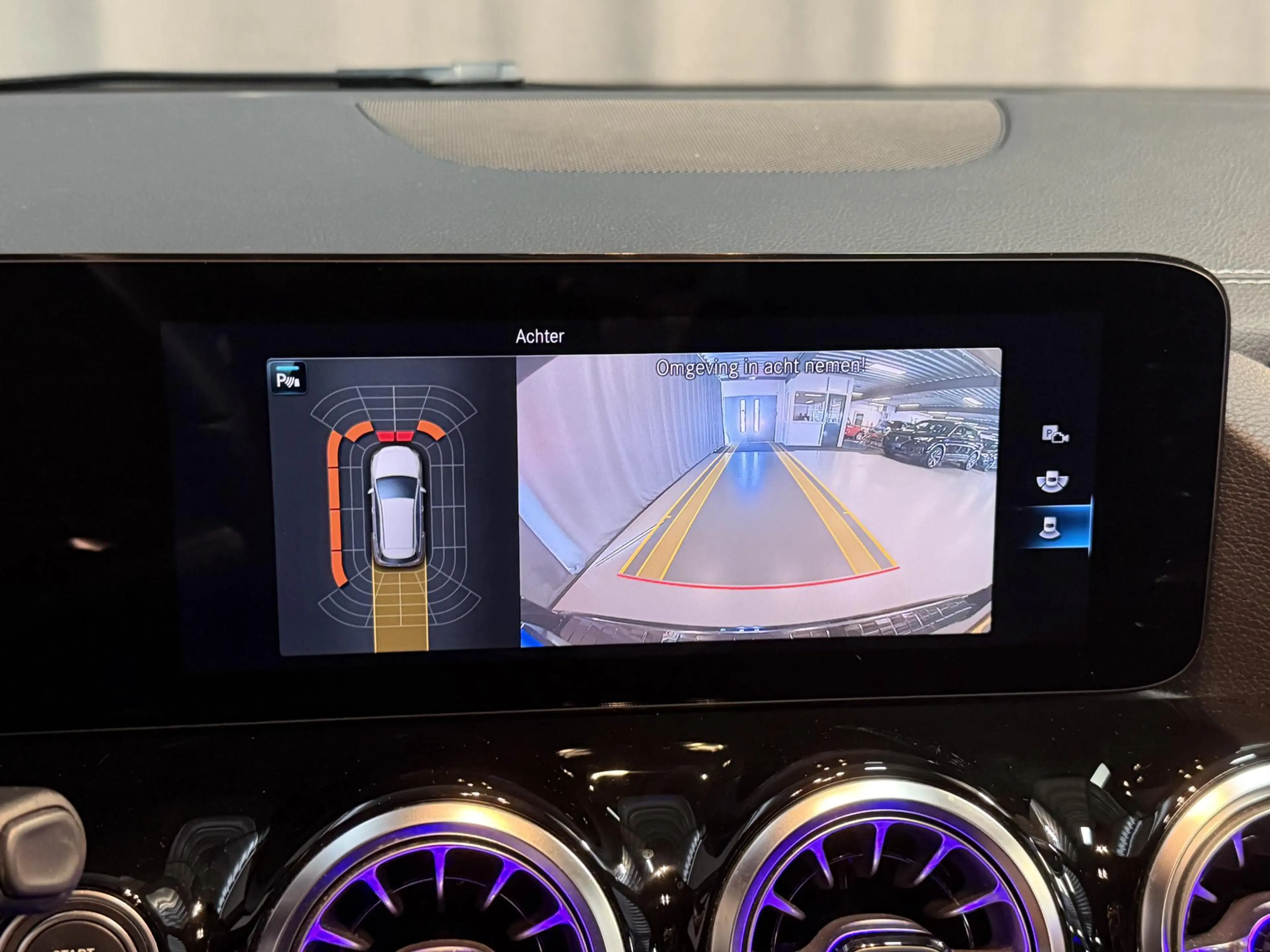 Mercedes-Benz B 250 e AMG Line 18''/Dodehoek/Camera/Keyless/Sfeerverli — photo 14