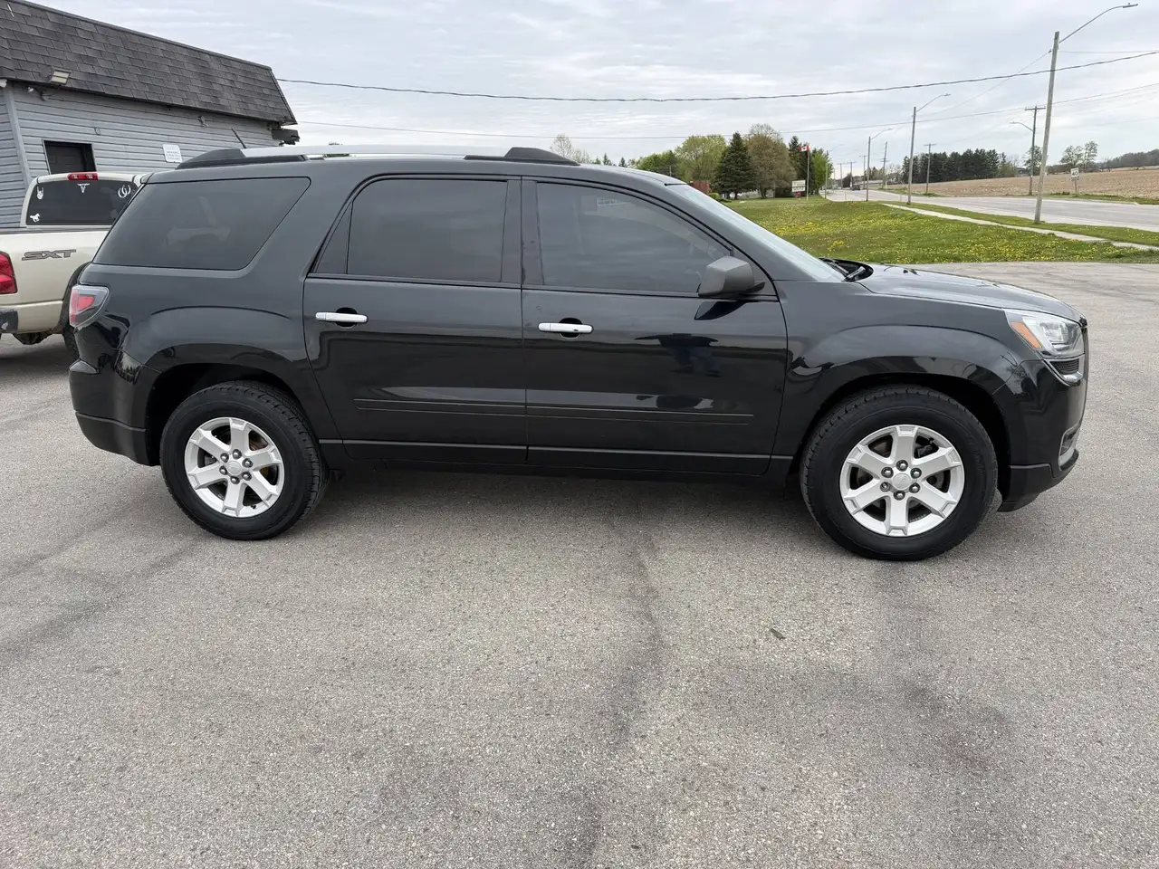 GMC Acadia снимка GMC Acadia