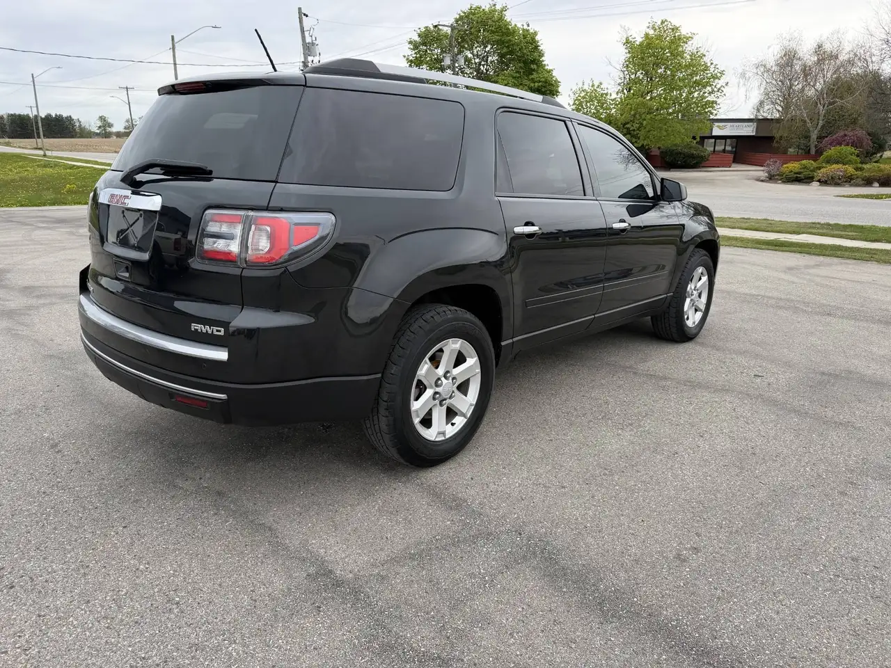 GMC Acadia снимка GMC Acadia