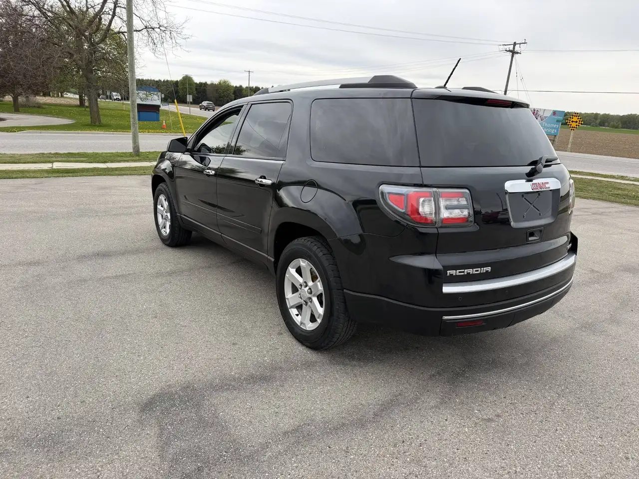 GMC Acadia снимка GMC Acadia