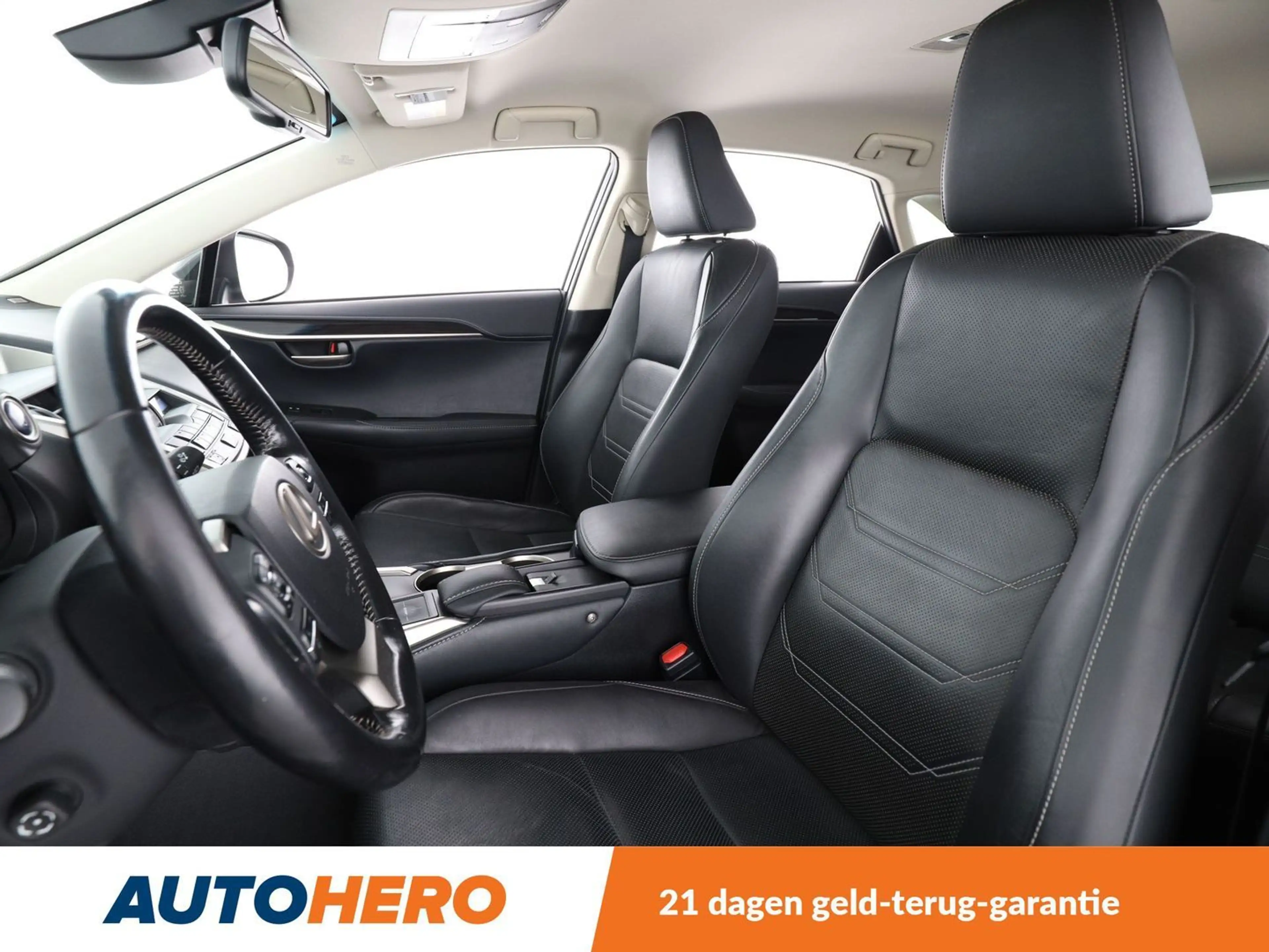 Lexus NX 300h NX 300h E-Four — photo 10