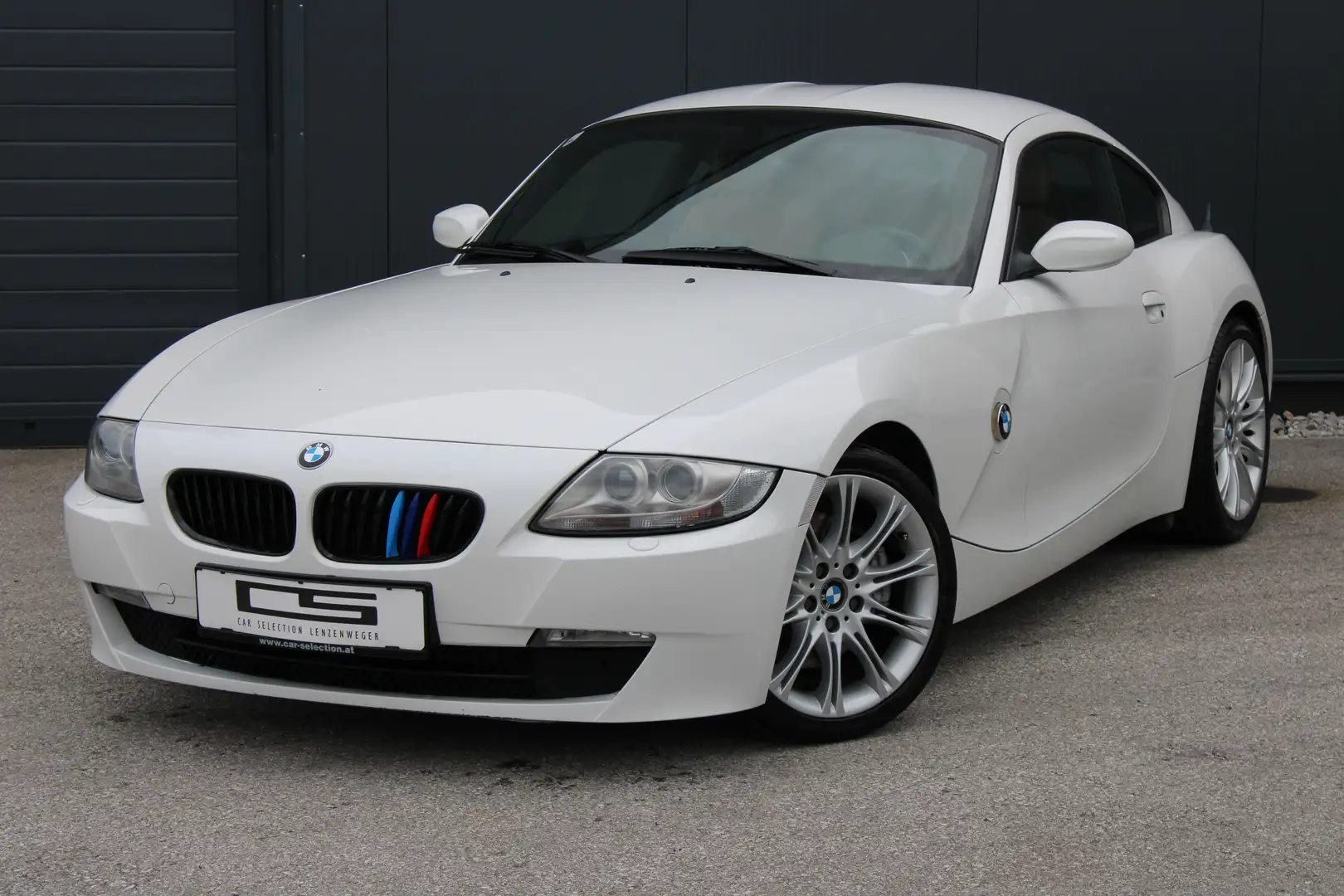 BMW Z4 3.0si *Top Ausstattung* sehr gepflegt * Weiß - 2