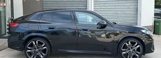BMW X2 view 2