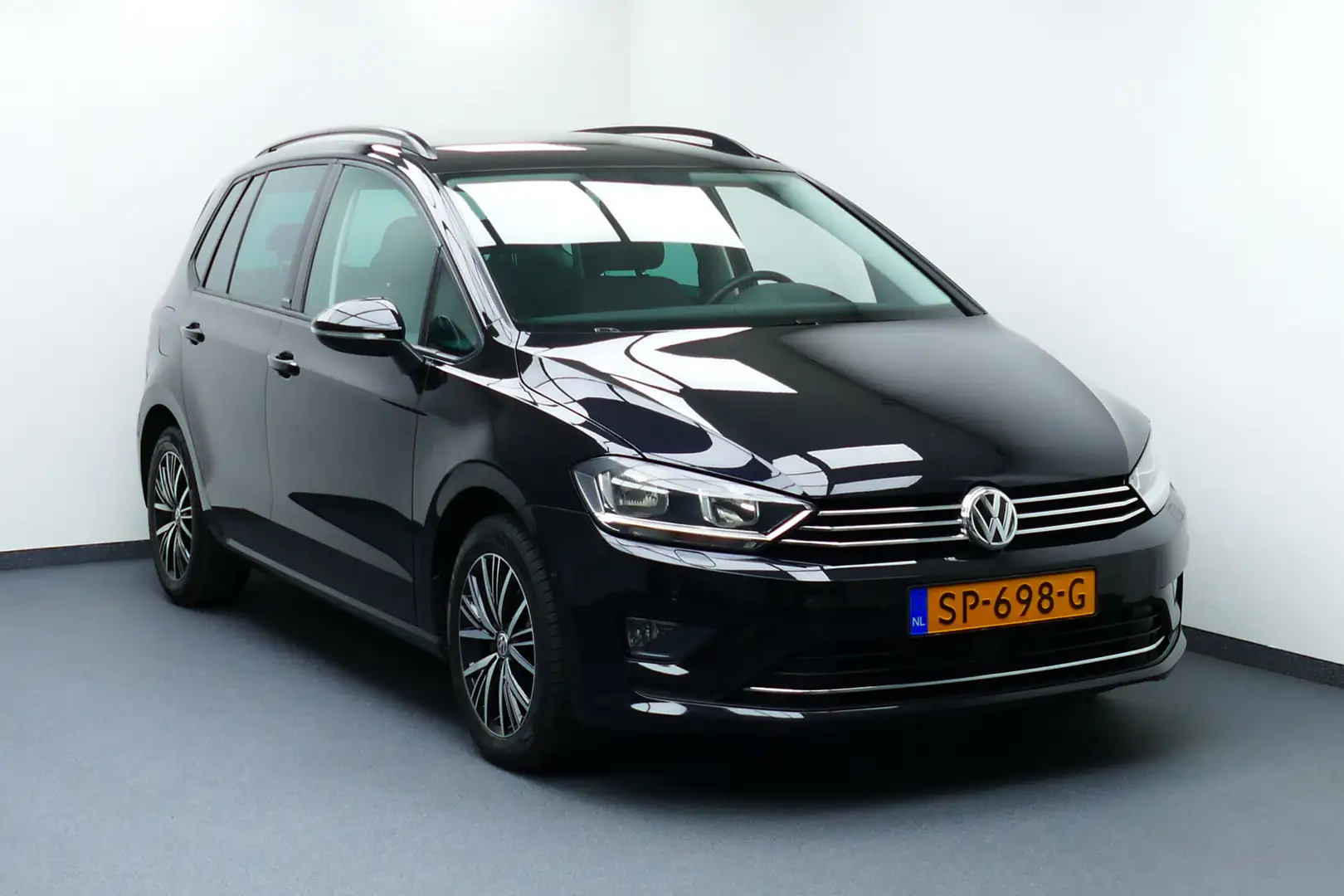 Volkswagen Golf Sportsvan 1.2 TSI Highline Zwart - 1