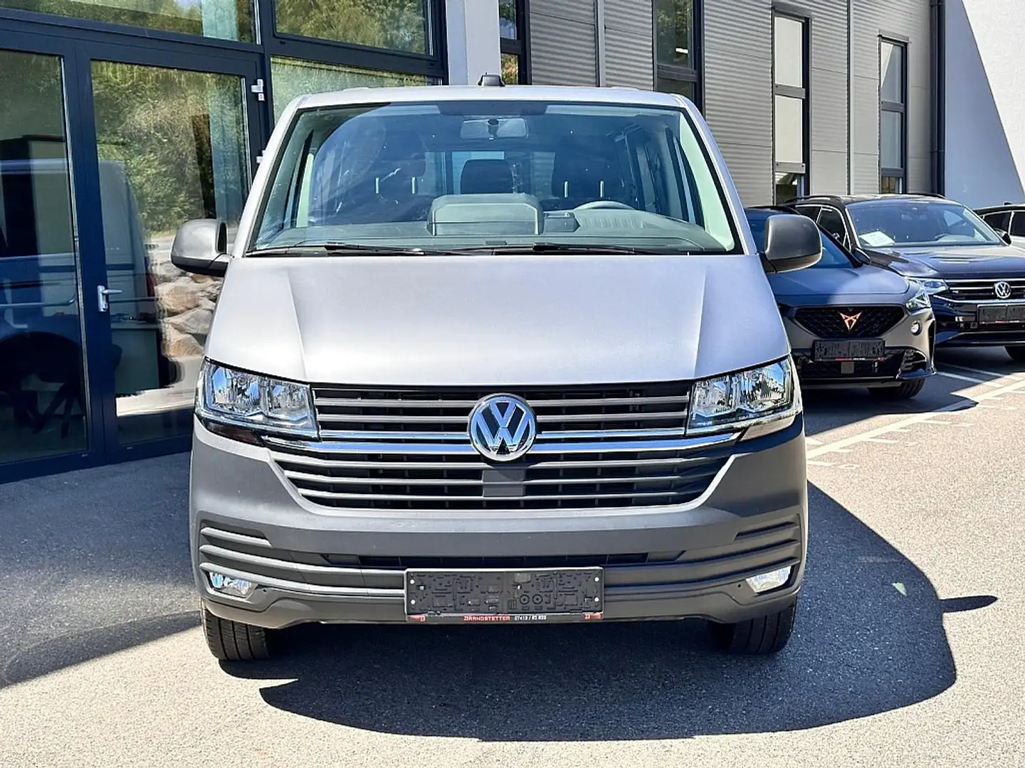 Volkswagen T6.1 Kombi LR 2,0 TDI Silber - 2
