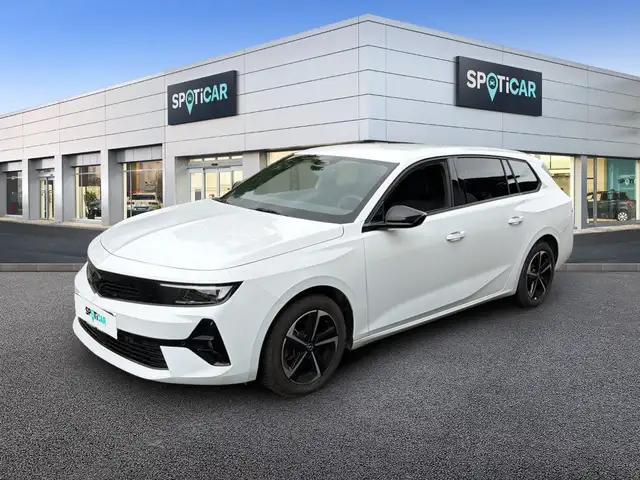Opel Astra Sports Tourer GS Navi Kamera Sitzheizung AHK