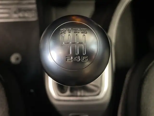 Jeep Renegade view 12