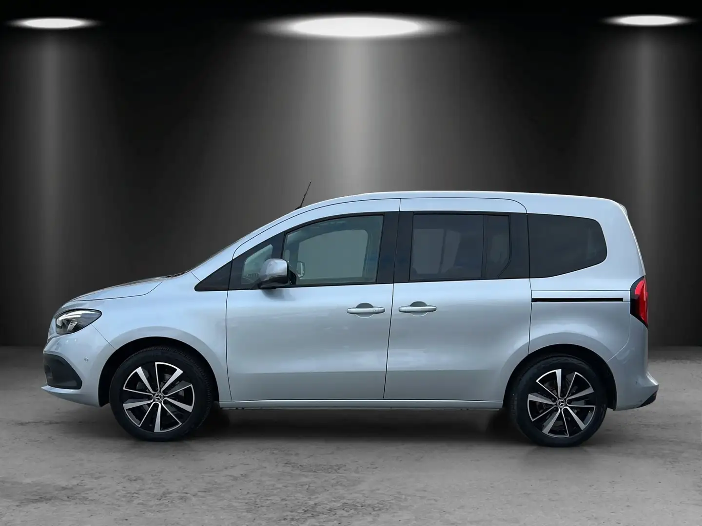 Mercedes-Benz T-Class T180 d Progressive 7G/KAMERA/LED/MBUX/SHZ/ Silber - 2