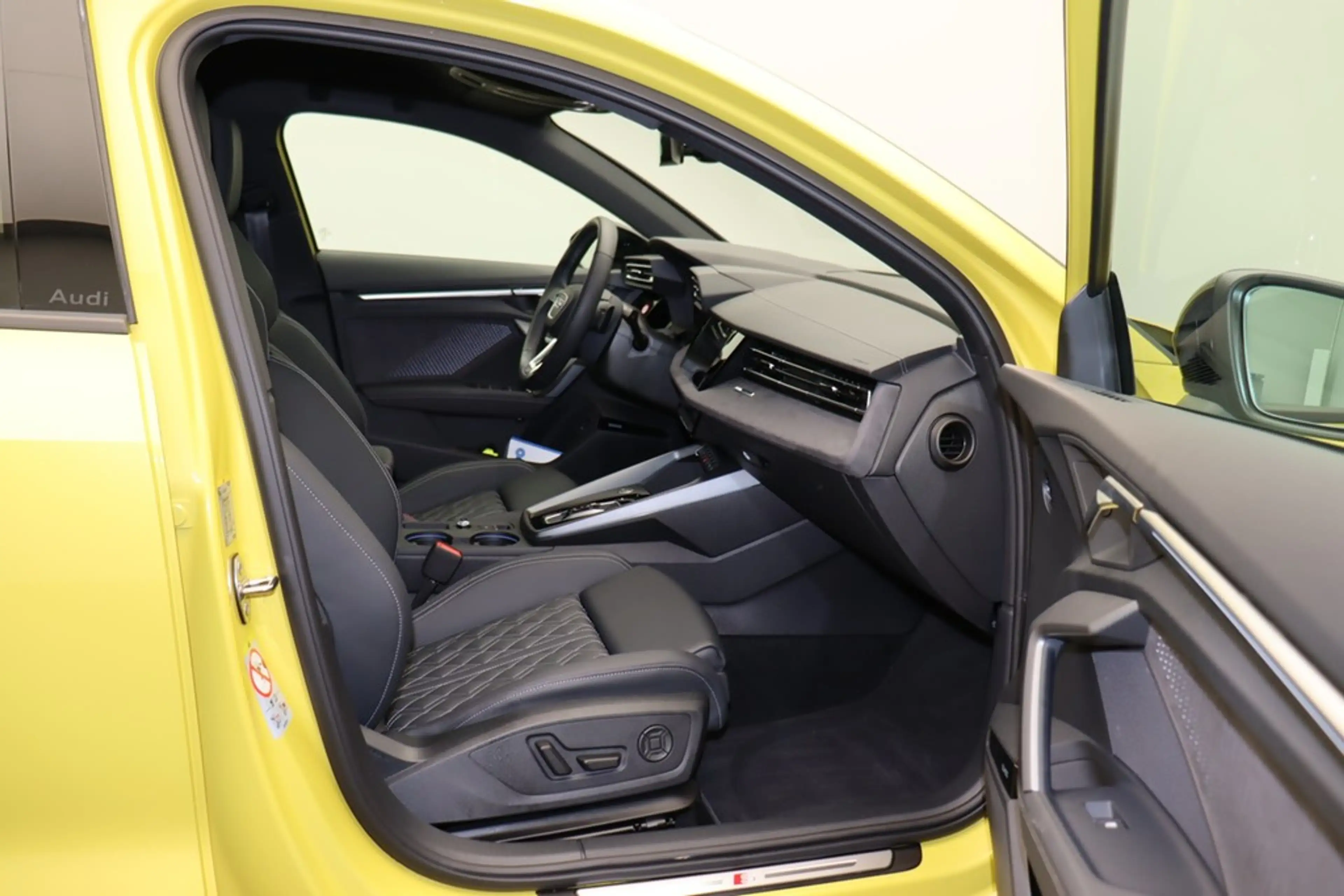 Audi A3 allstreet 35 TFSI Virt.Cockpit LED Navi — photo 13