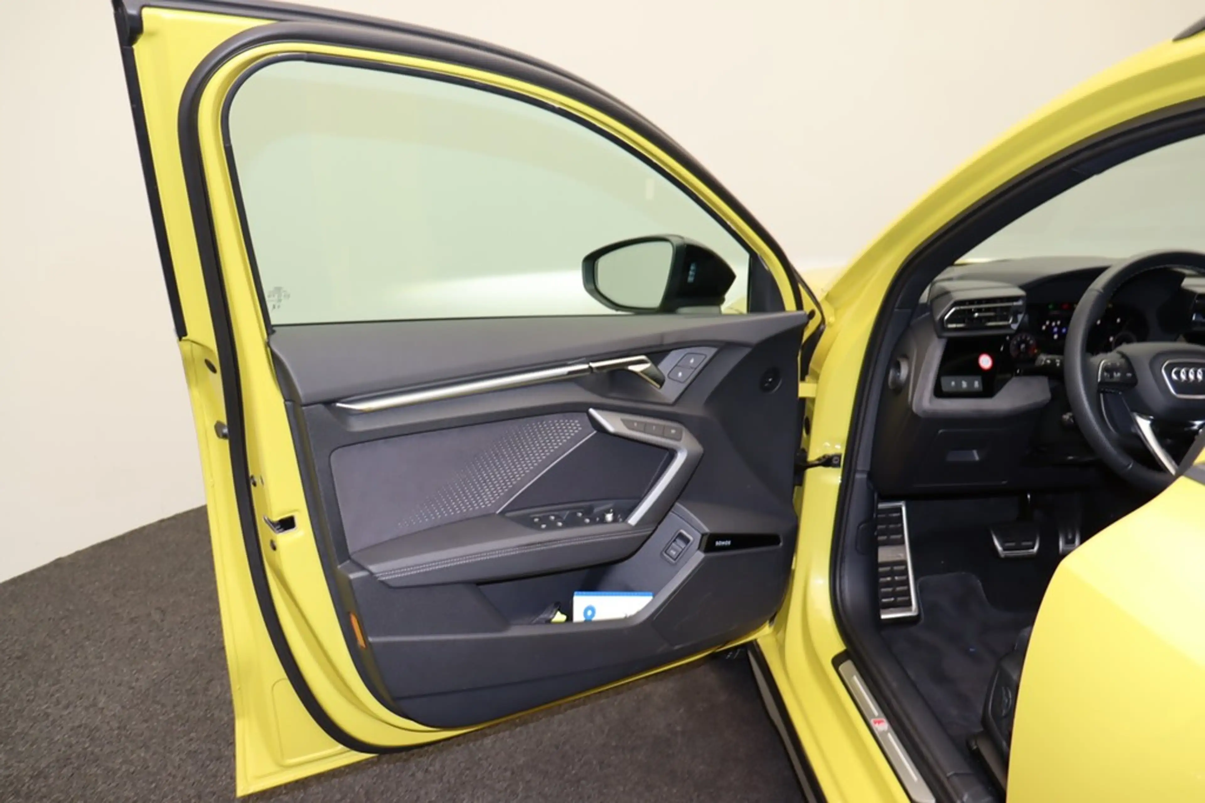 Audi A3 allstreet 35 TFSI Virt.Cockpit LED Navi — photo 7