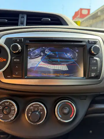 Toyota Yaris view 12
