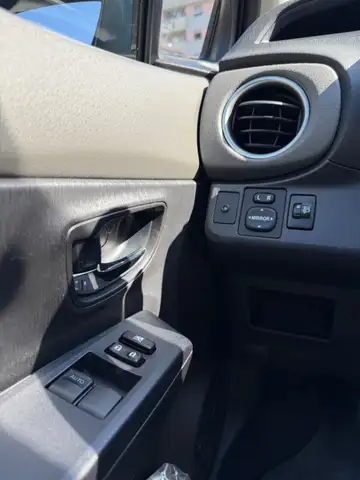 Toyota Yaris view 11