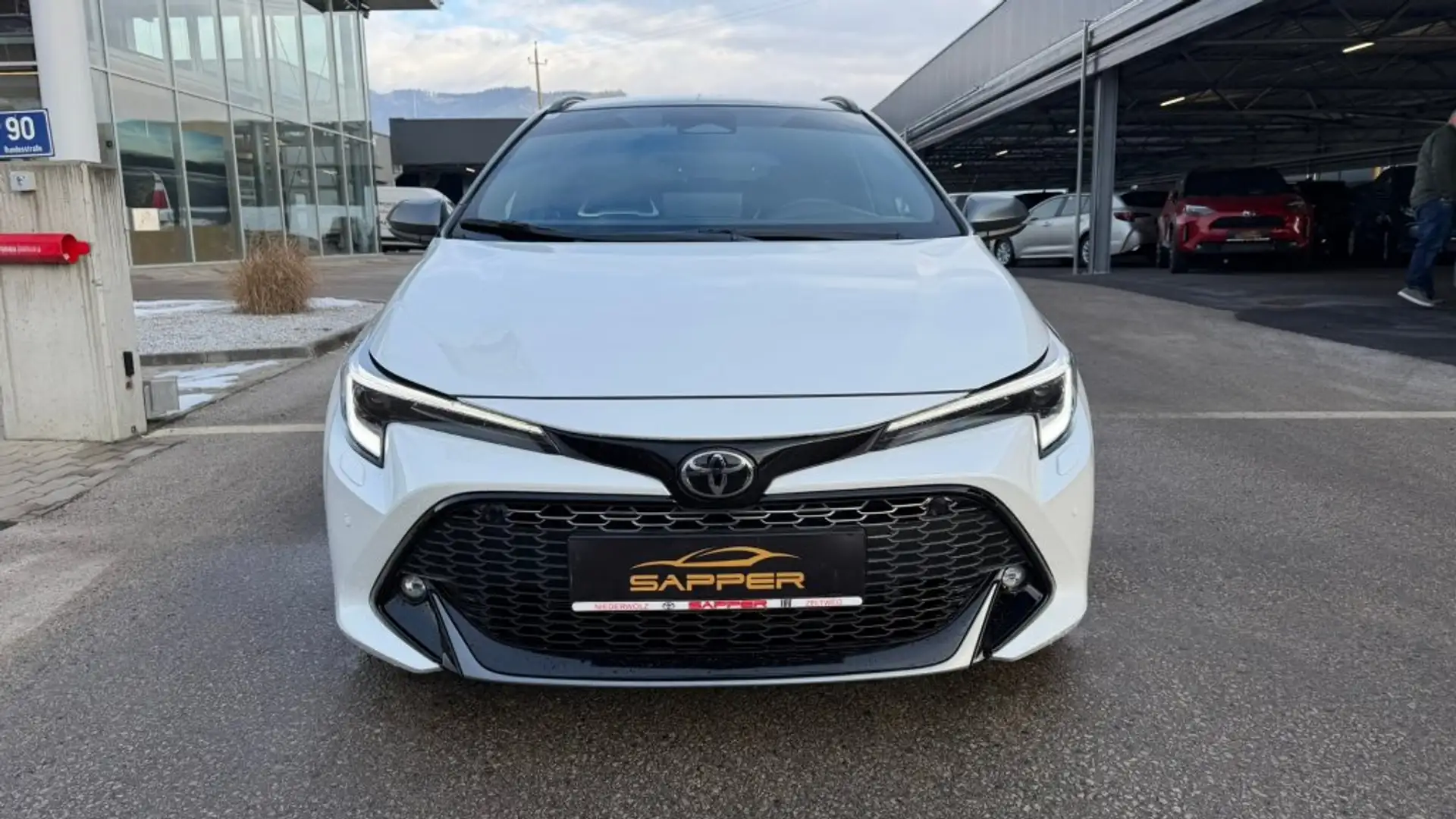 Toyota Corolla 2,0 Touring Sports Hybrid GR-Sport Blanc - 2