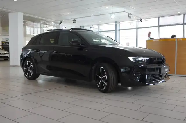 Opel Astra view 7