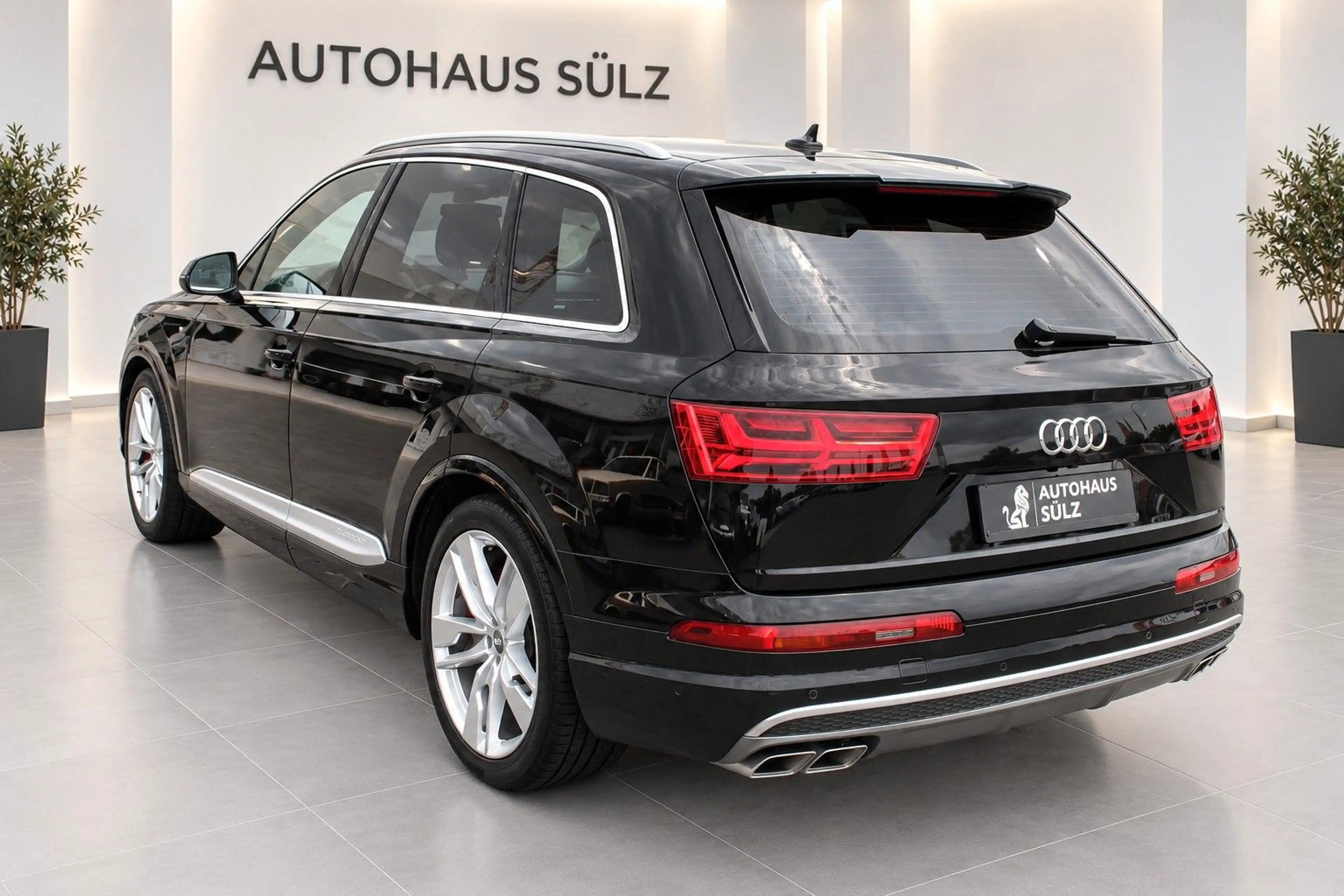 Audi SQ7 4.0 TDI quattro/ACC/Navi/LED/360°Kamera — photo 8