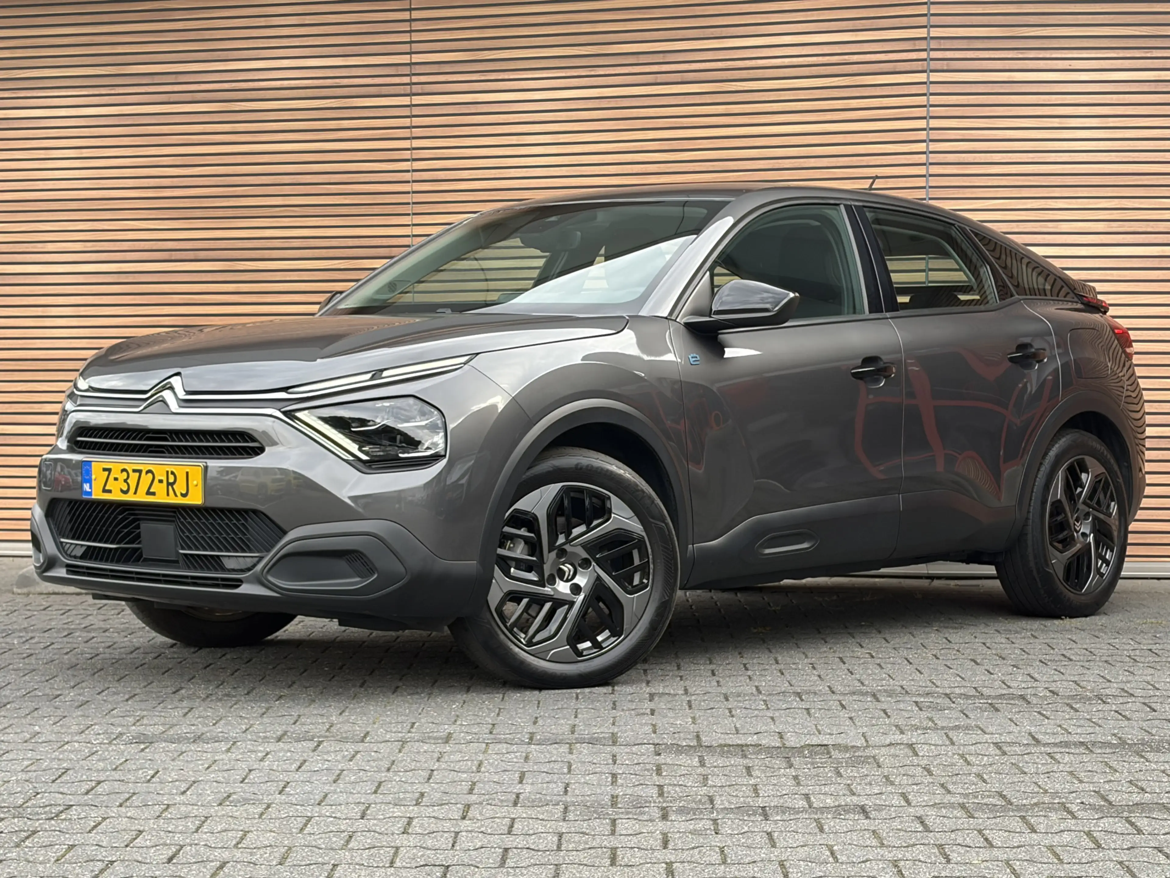 Citroen E-C4 Electric You 50 kWh Lm velgen / Carplay / Achteruitrijcamer