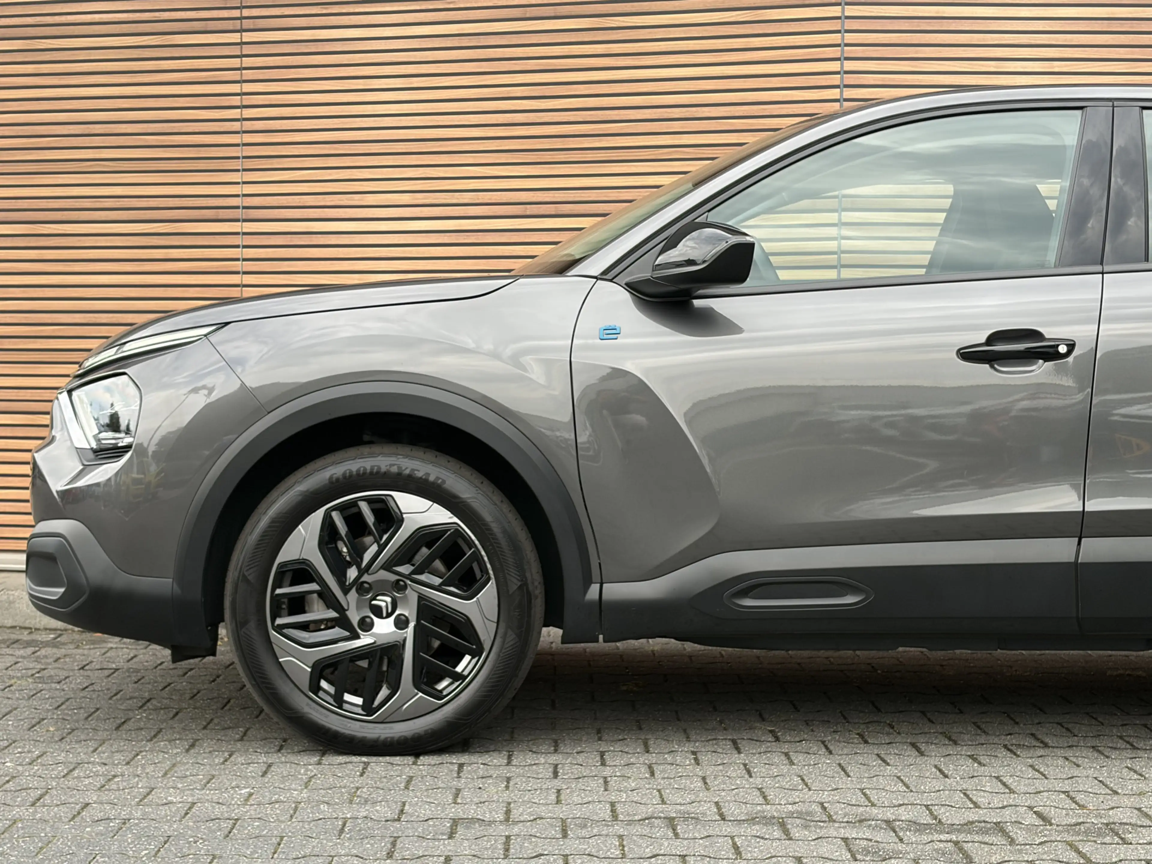 Citroen E-C4 Electric You 50 kWh Lm velgen / Carplay / Achteruitrijcamer — photo 12
