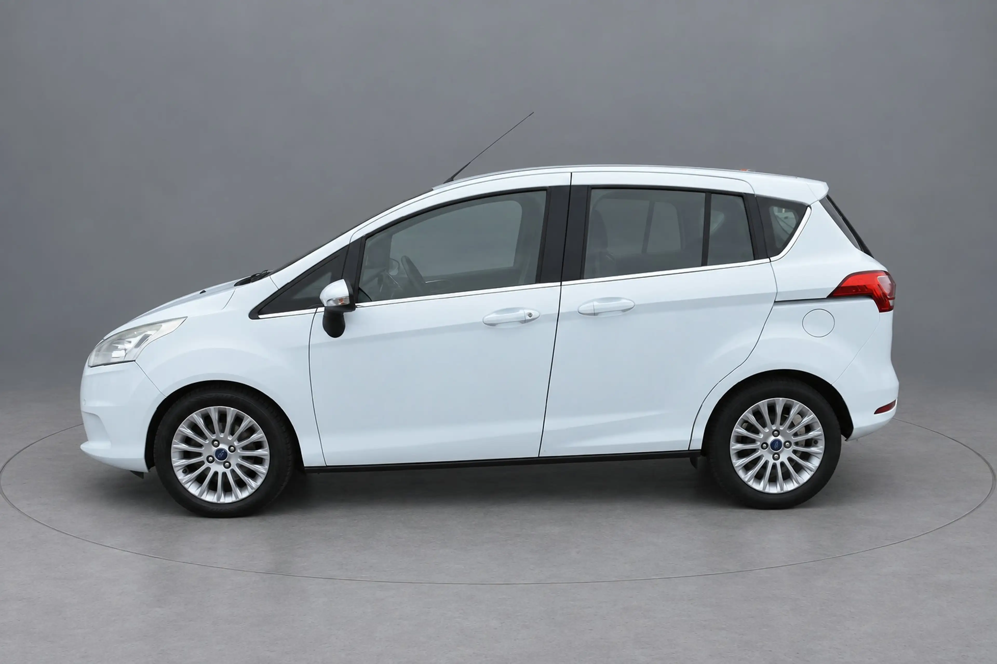 Ford B-Max Camera|Cruise|Navi|Trekaak|2e eigenaar! — photo 10