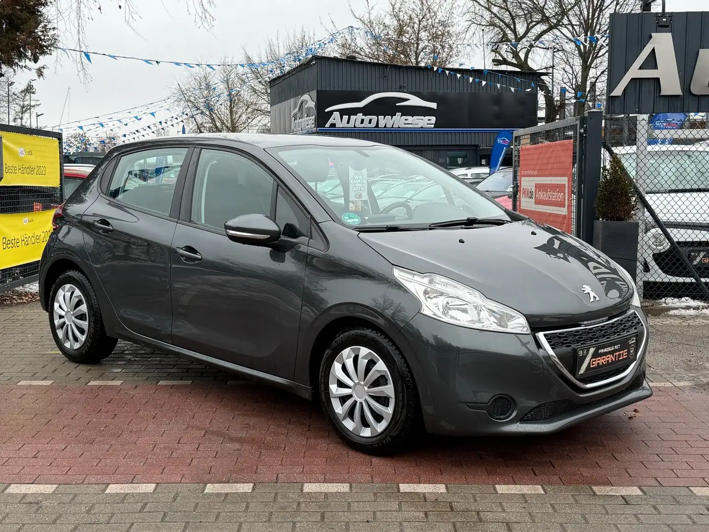 Peugeot 208 Active 1.4*Klima*Standheizung*Tempomat* Grau - 1