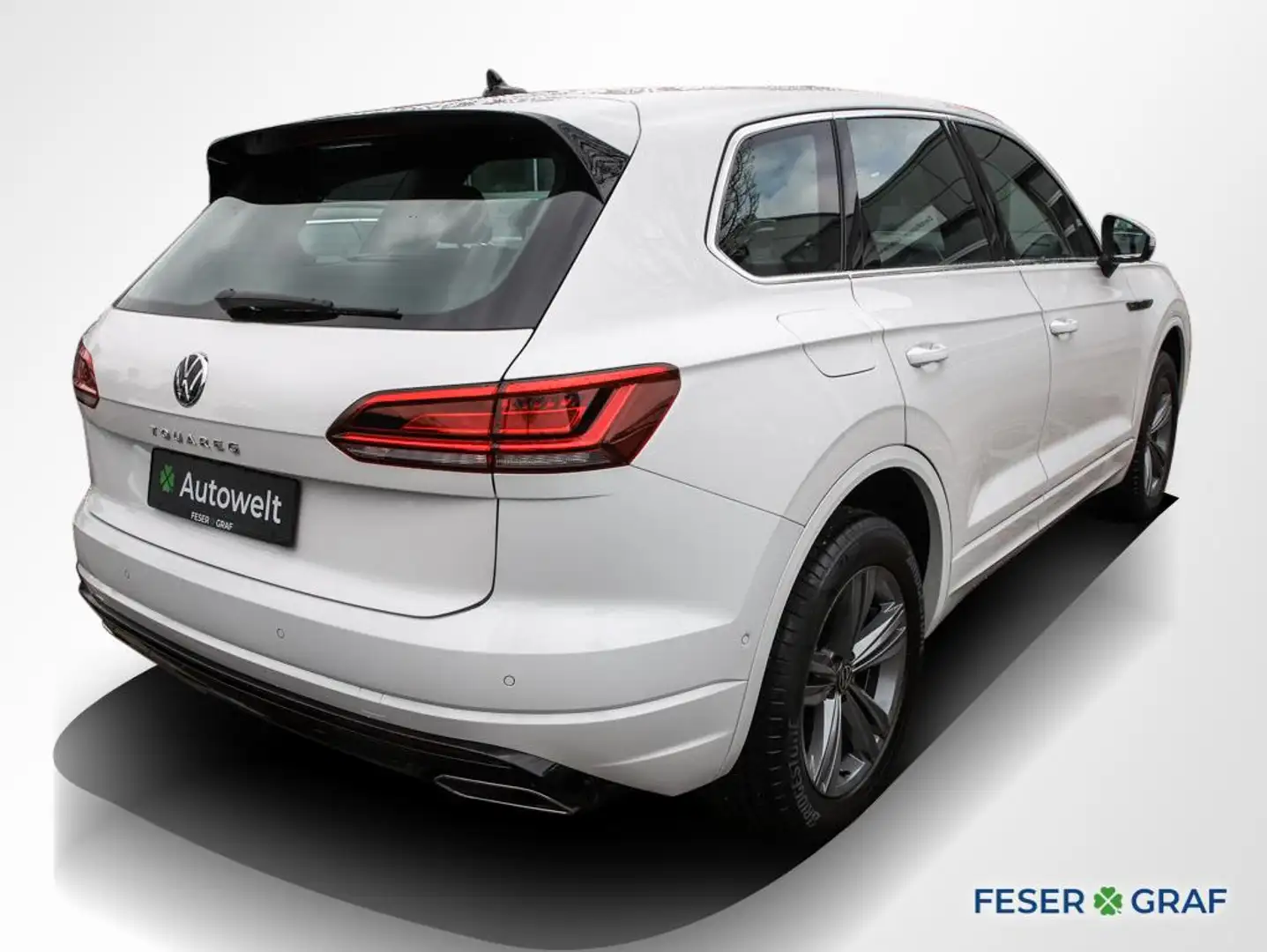 Volkswagen Touareg 3.0 TDI 4M R-Line AHK Navi Standh. 360° Weiß - 2
