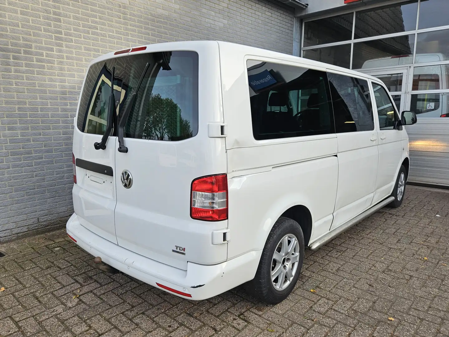 Volkswagen 2.0 TDI L2H1 BM Highline Rolstoelvervoer / Persone Wit - 2