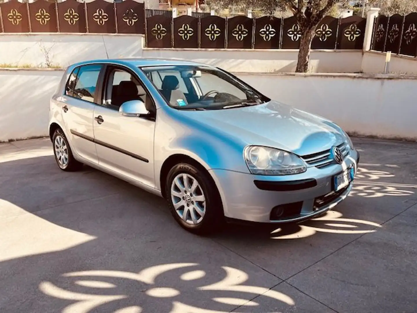 Volkswagen Golf 2.0 TDI 140 CV UNIPRO' MECCANICA PERFETTA Ezüst - 2