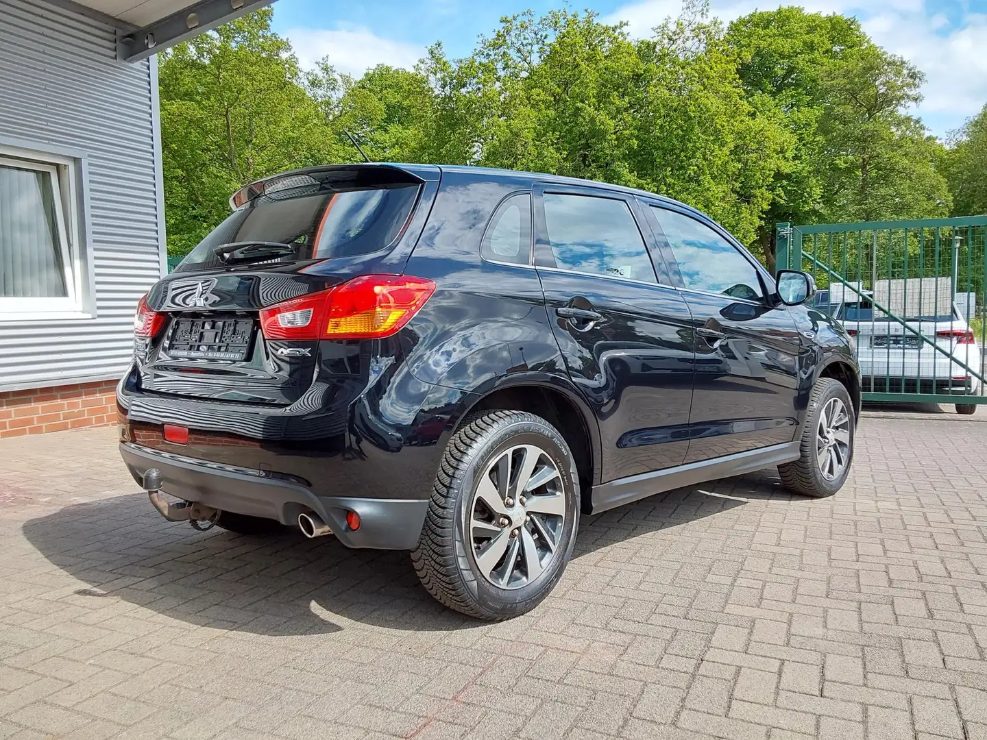 Mitsubishi ASX 1.6 Klassik Kollektion 2WD AHK/KAM/SHZ 86 kW (1... Zwart - 2