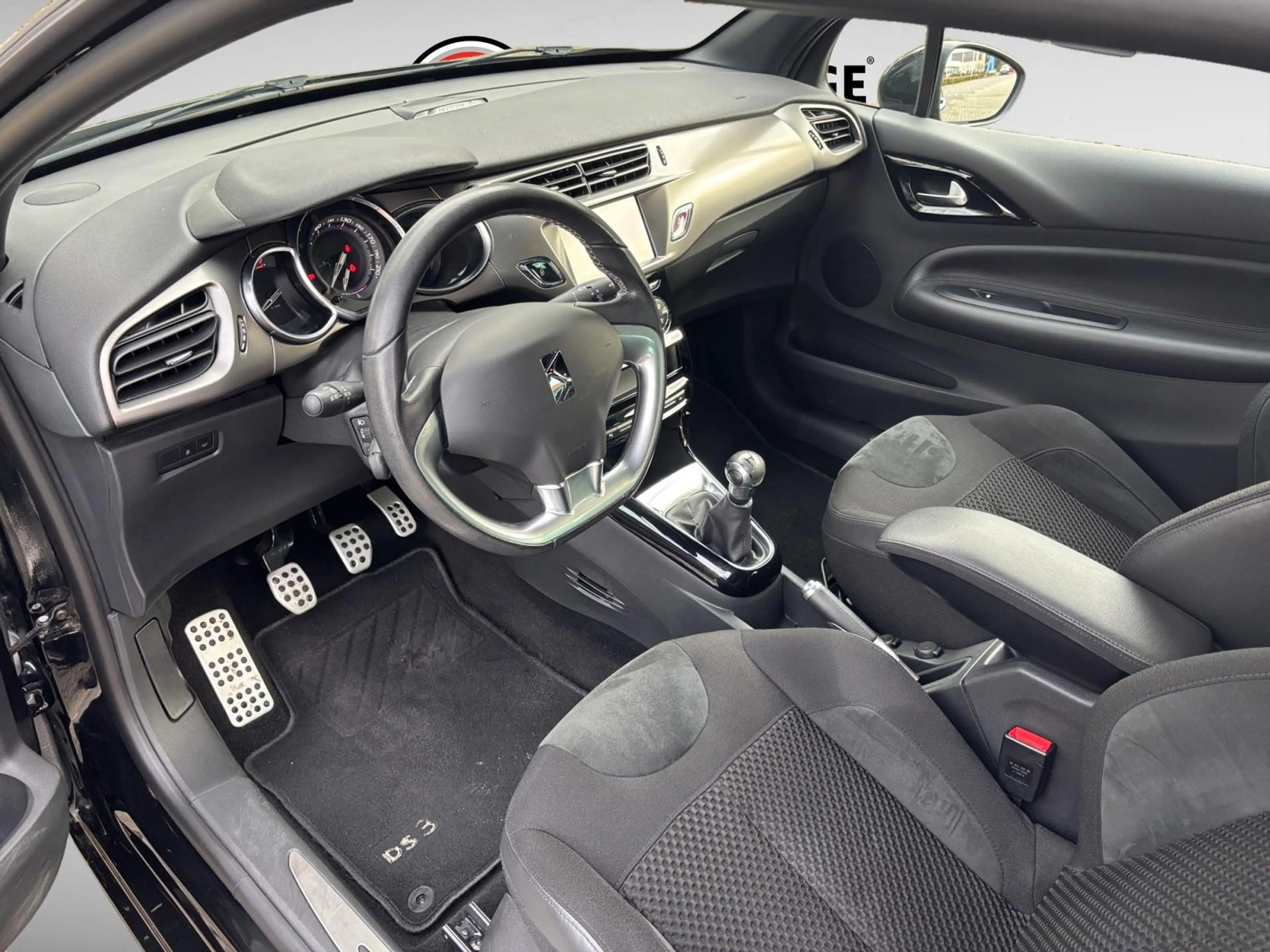 DS Automobiles DS 3 1.2 PureTech So Chic | Uniek |Clima | Navi | Cruis — photo 4