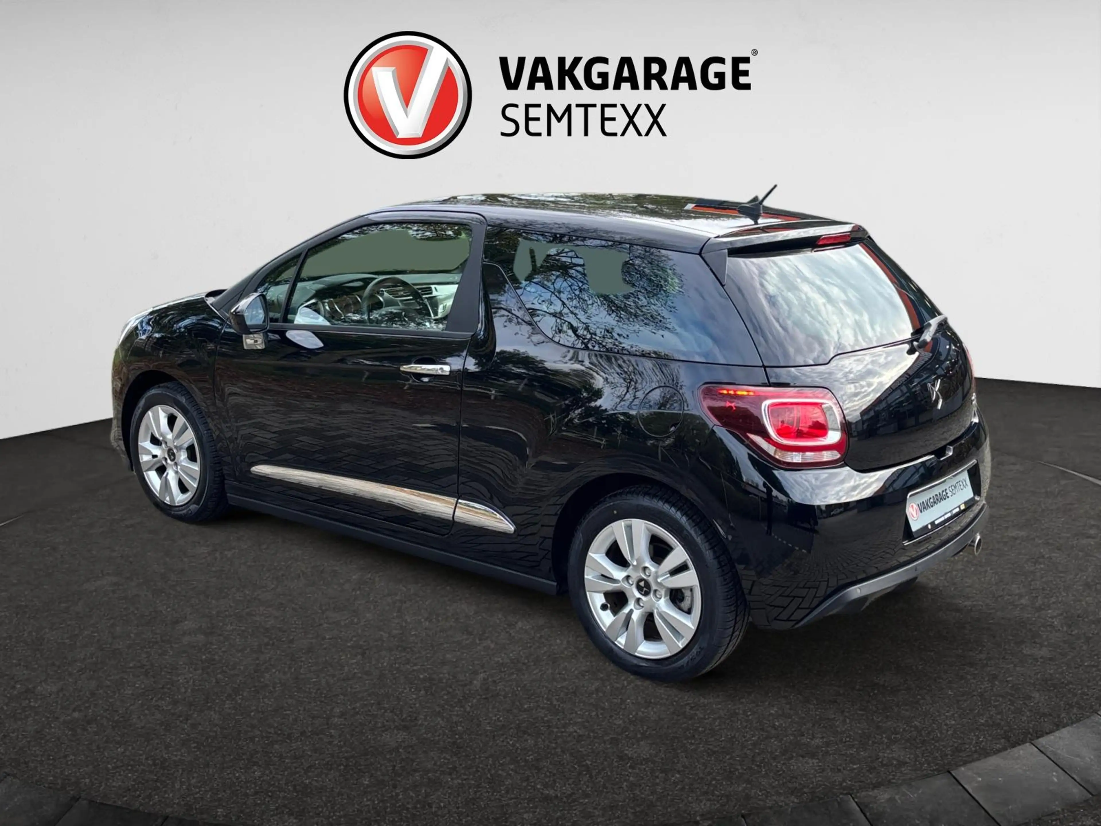 DS Automobiles DS 3 1.2 PureTech So Chic | Uniek |Clima | Navi | Cruis — photo 3