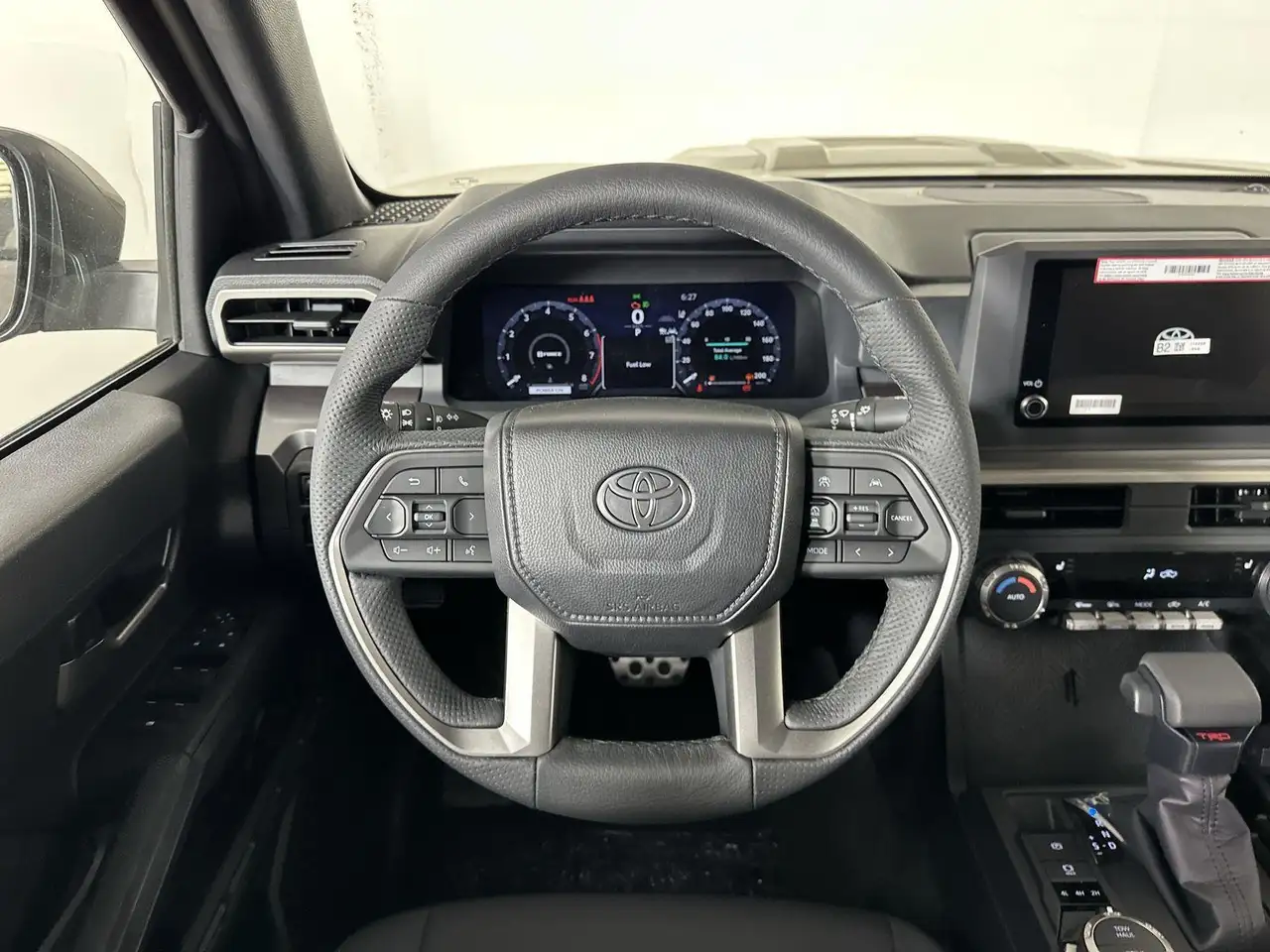 Toyota Tacoma снимка Toyota Tacoma