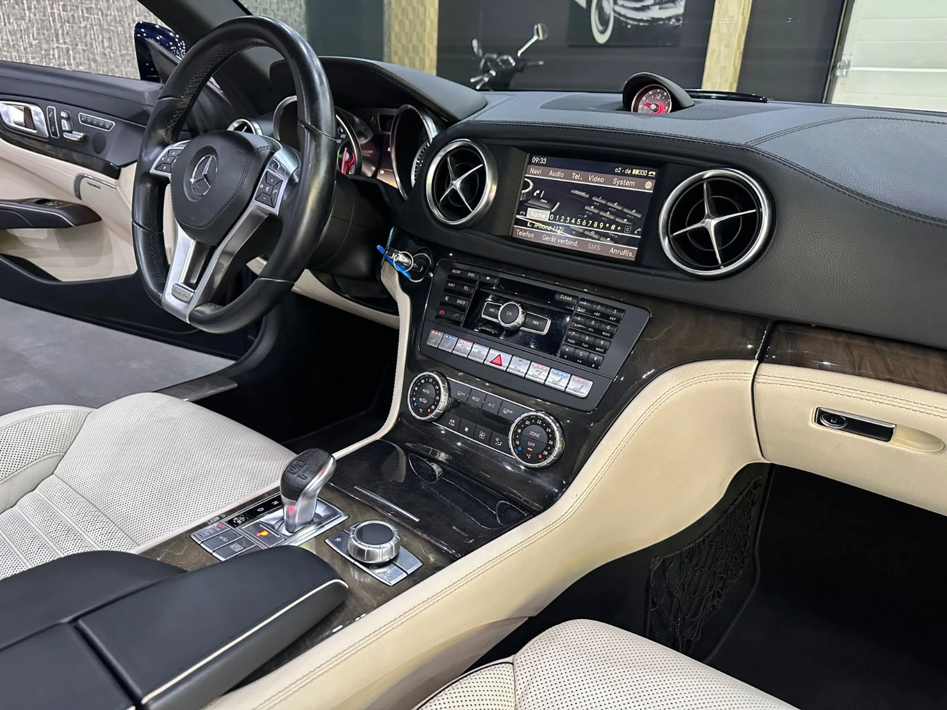 Mercedes-Benz SL 500 SL500 Roadster Edition /Airscarf / Panorama /H&K — photo 14