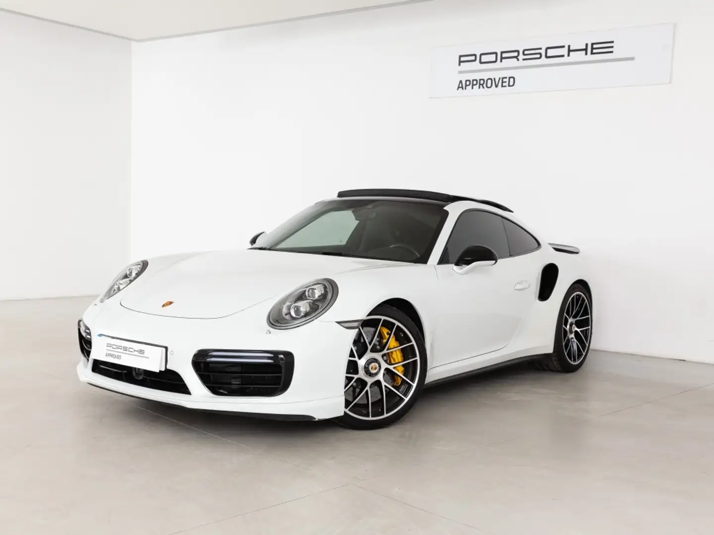 Porsche 991 Turbo S Coupé PDK Wit - 1