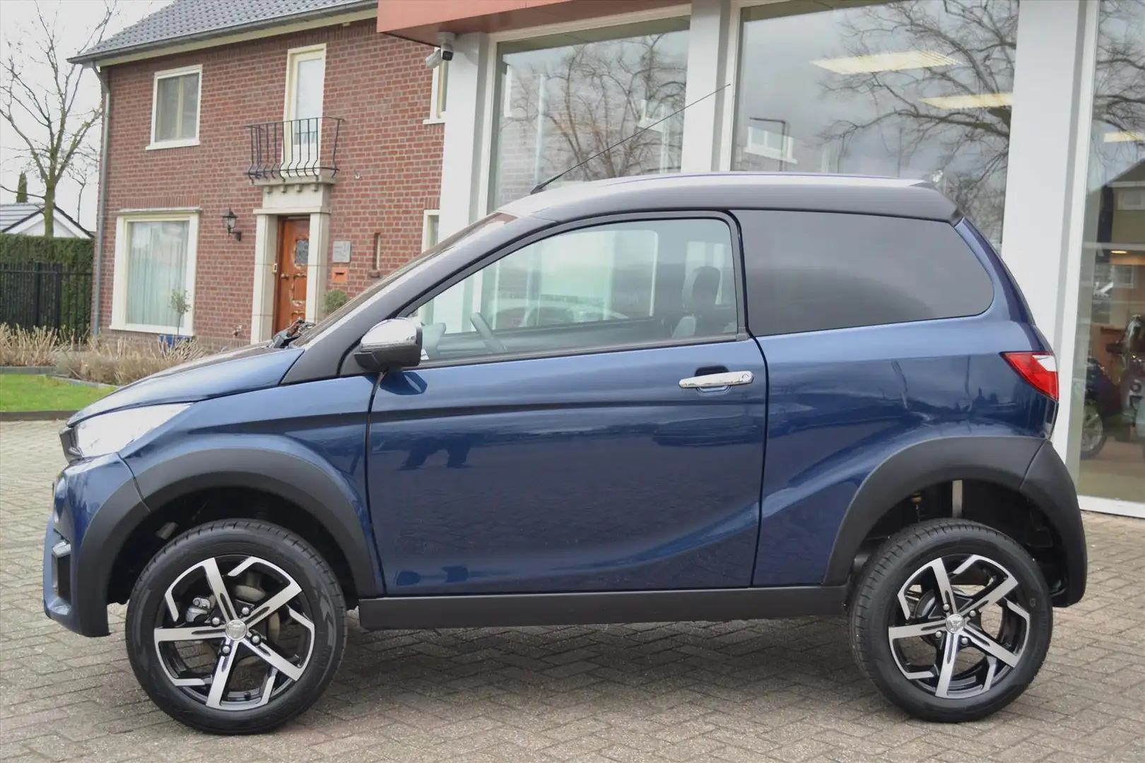 Aixam Crossover S9 incl. Airco | Navigatie | Achteruitrijcamera! Albastru - 2