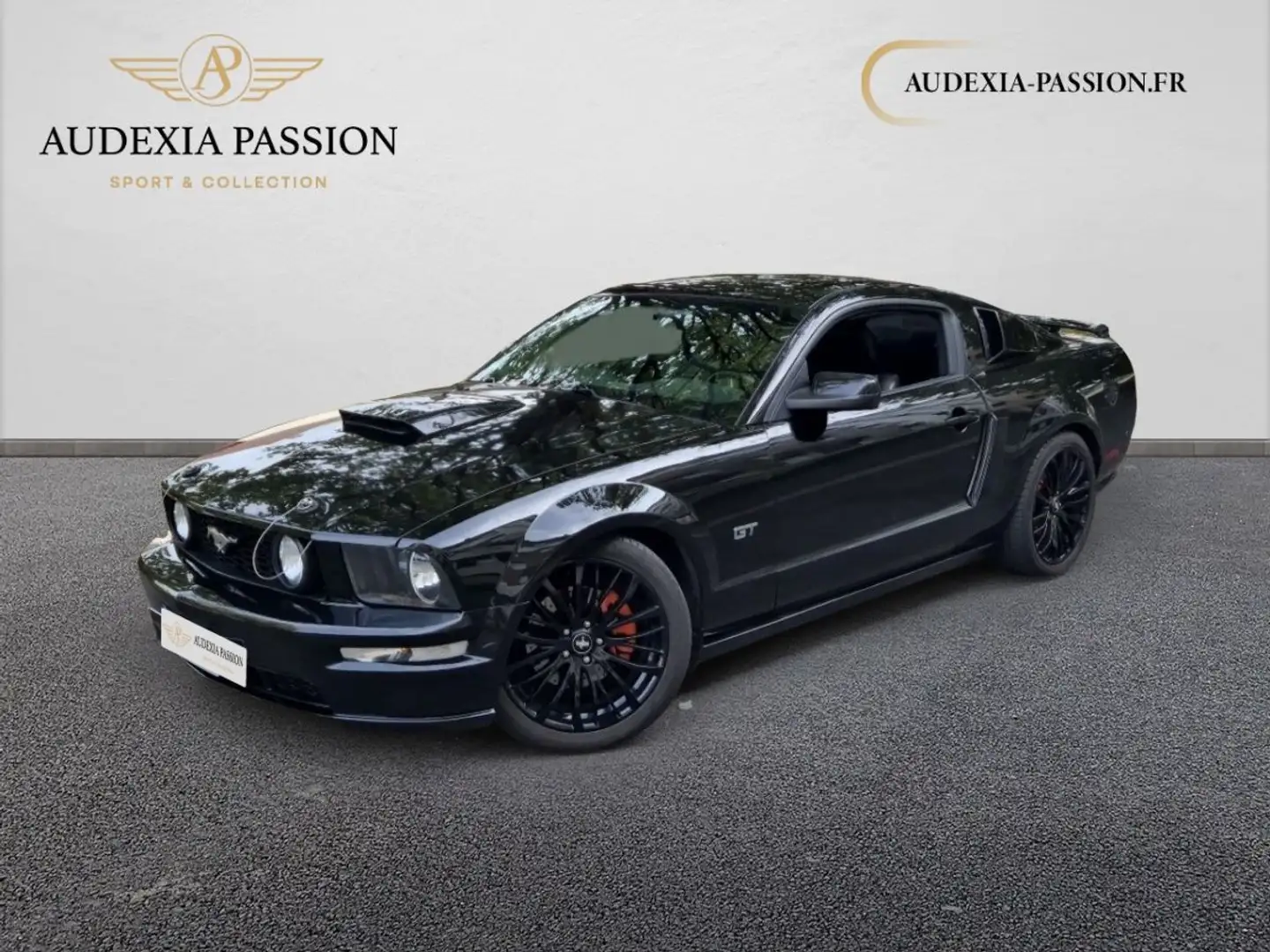 Ford Mustang GT Noir - 1