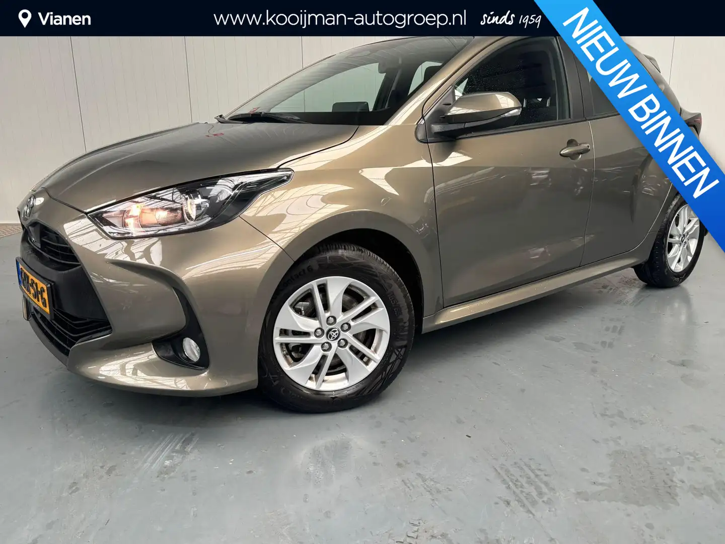 Toyota Yaris 1.5 Hybrid 115 Active Groen - 1