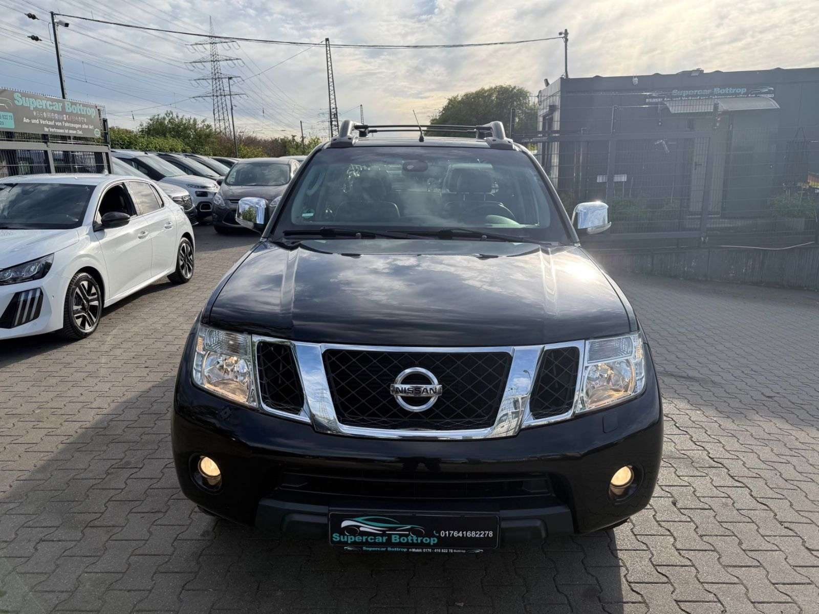 Second hand Nissan Navara 2.5